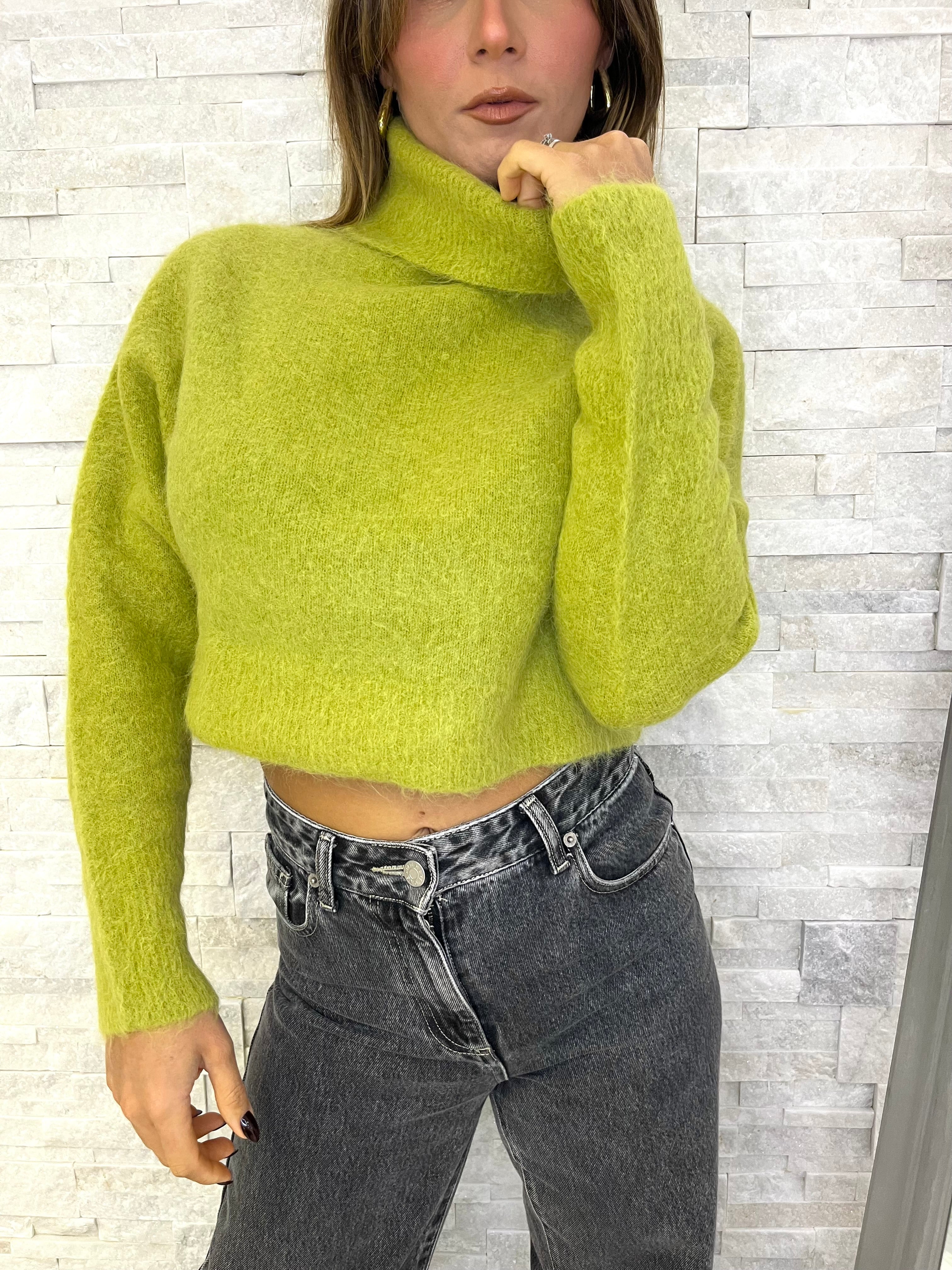 Maglia crop dolcevita