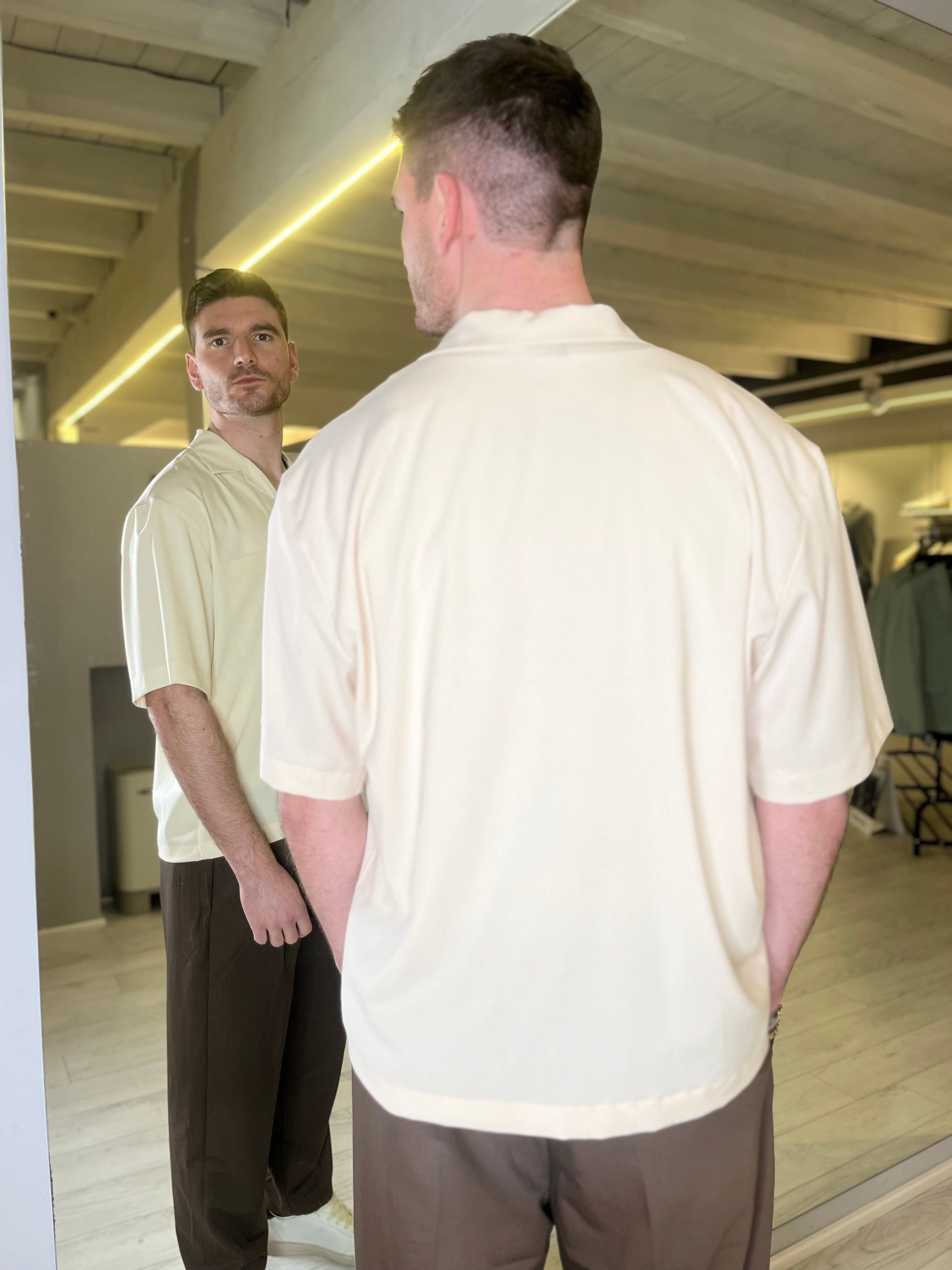 Camicia tasconi collo aperto crema