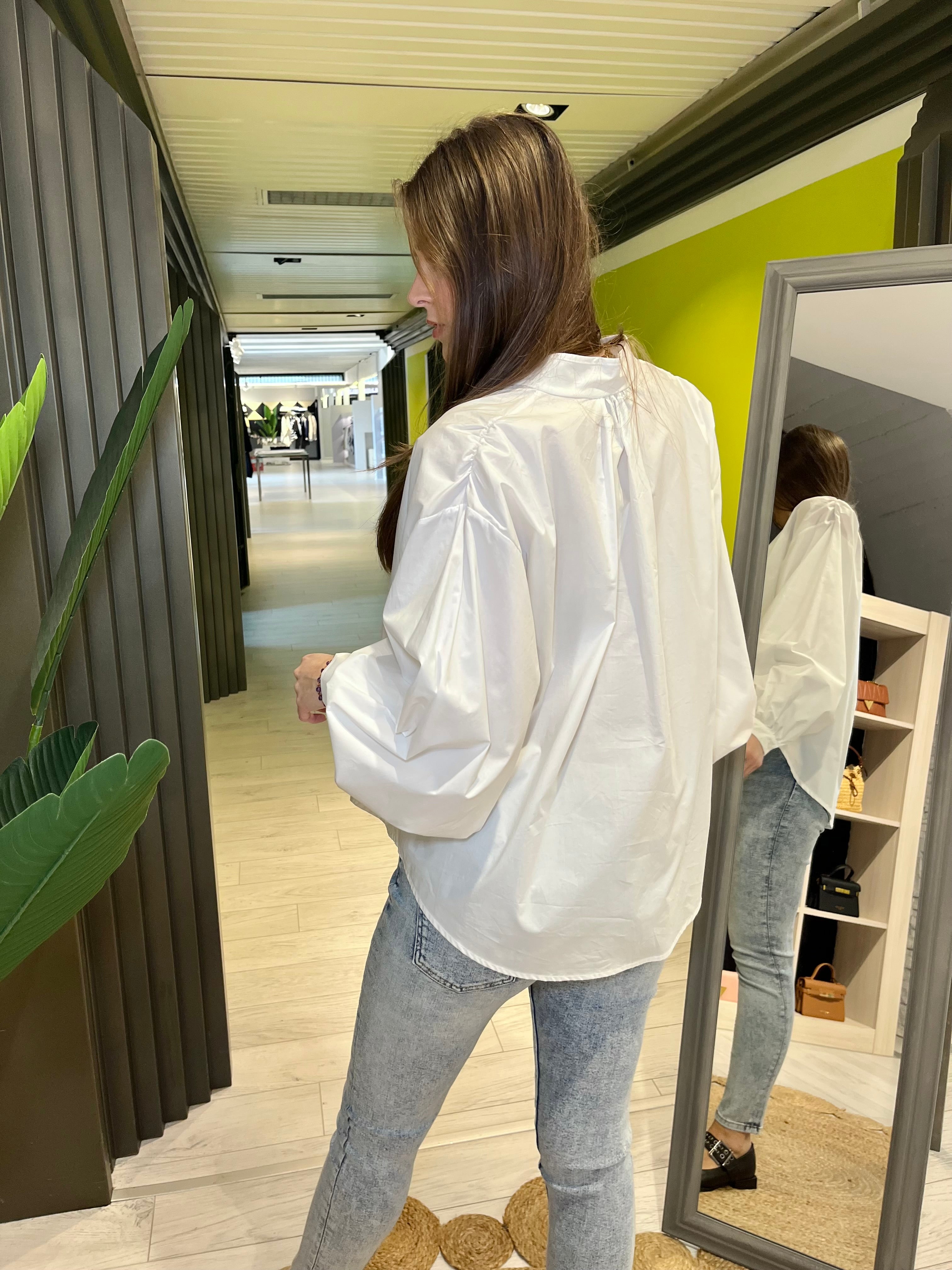 Camicia in cotone over bianca