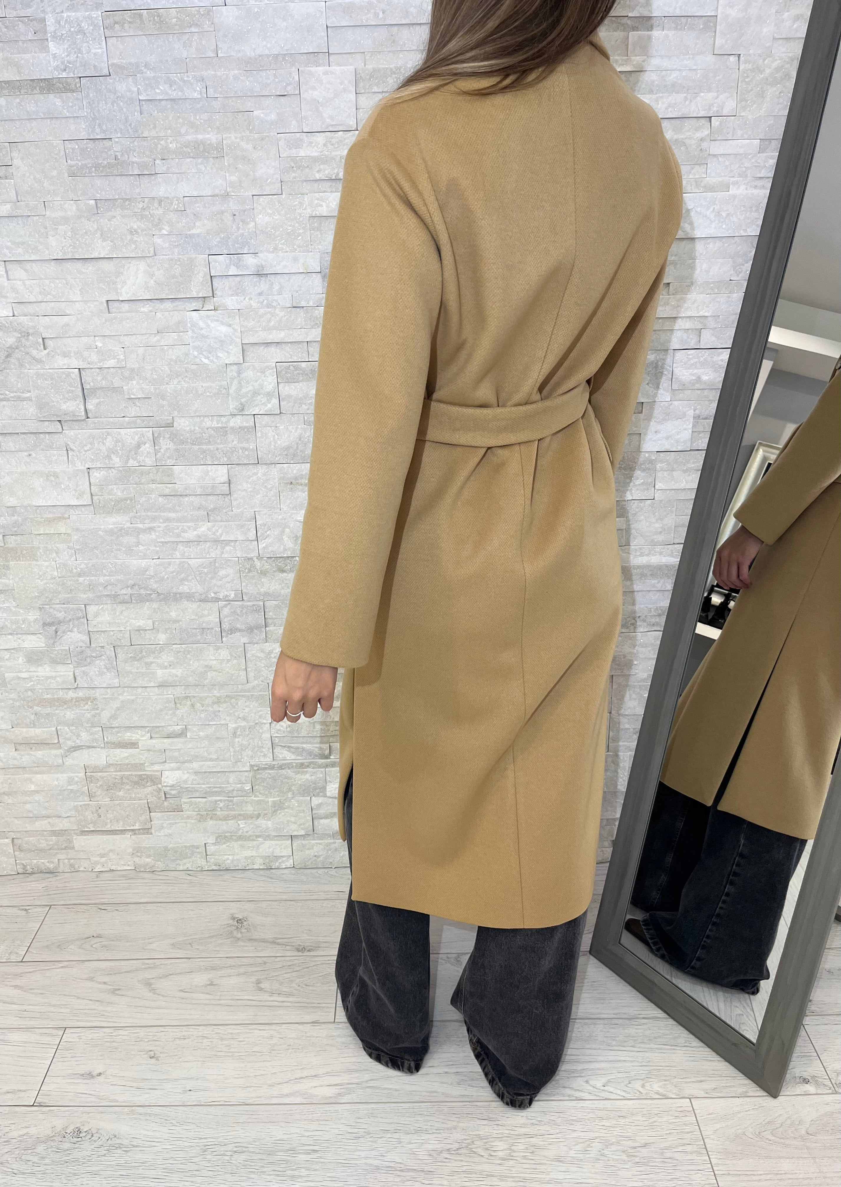 Cappotto doppiopetto cammello