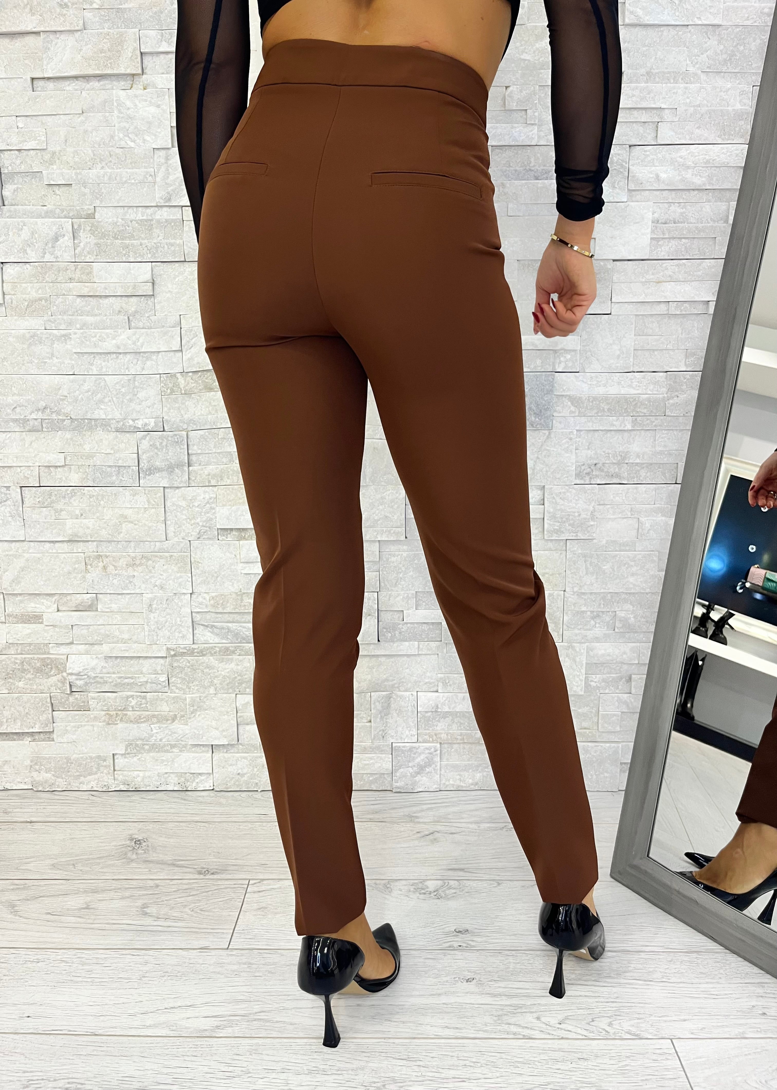 Tailleur monopetto brown