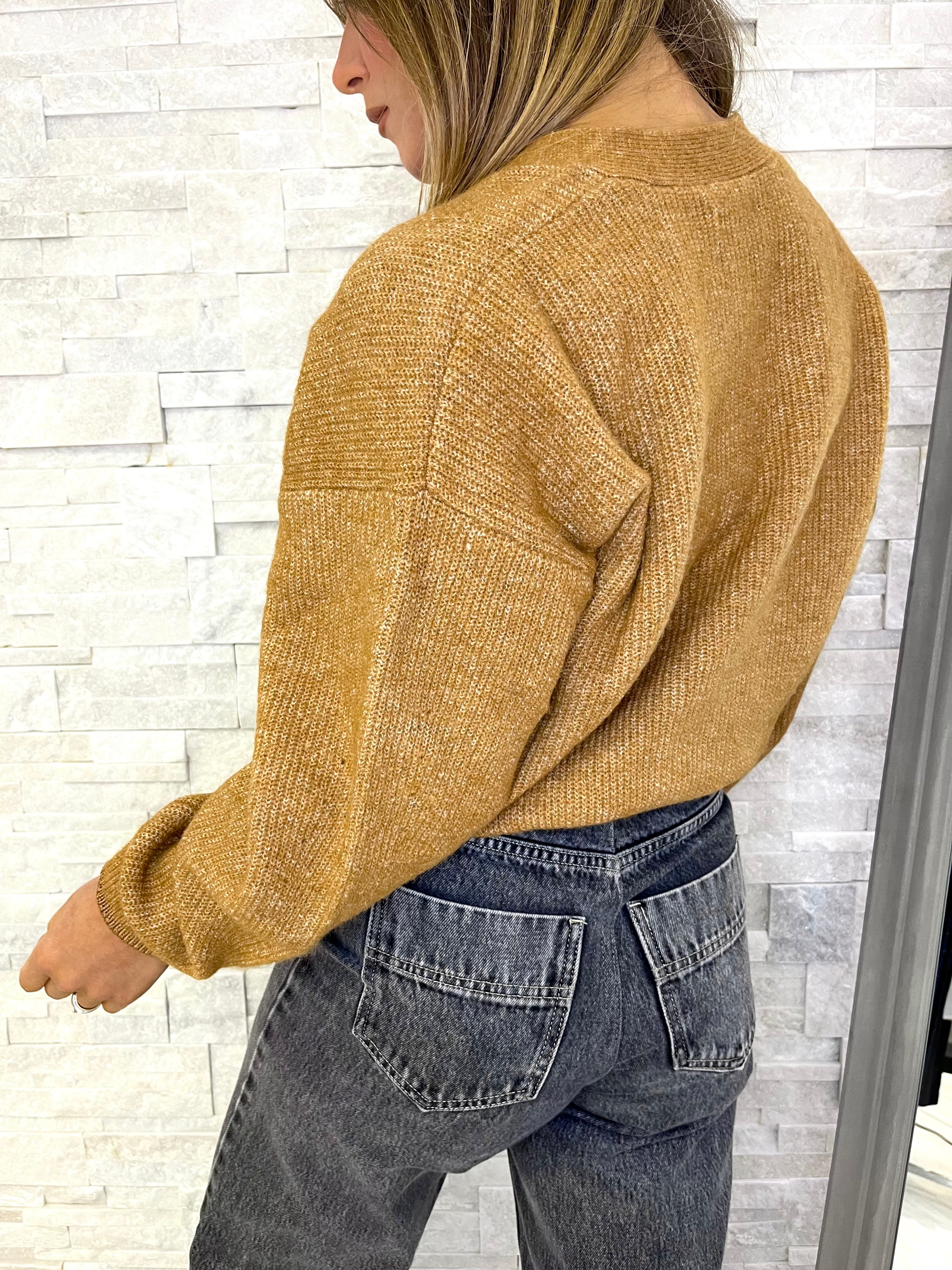 Cardigan cammello tre bottoni