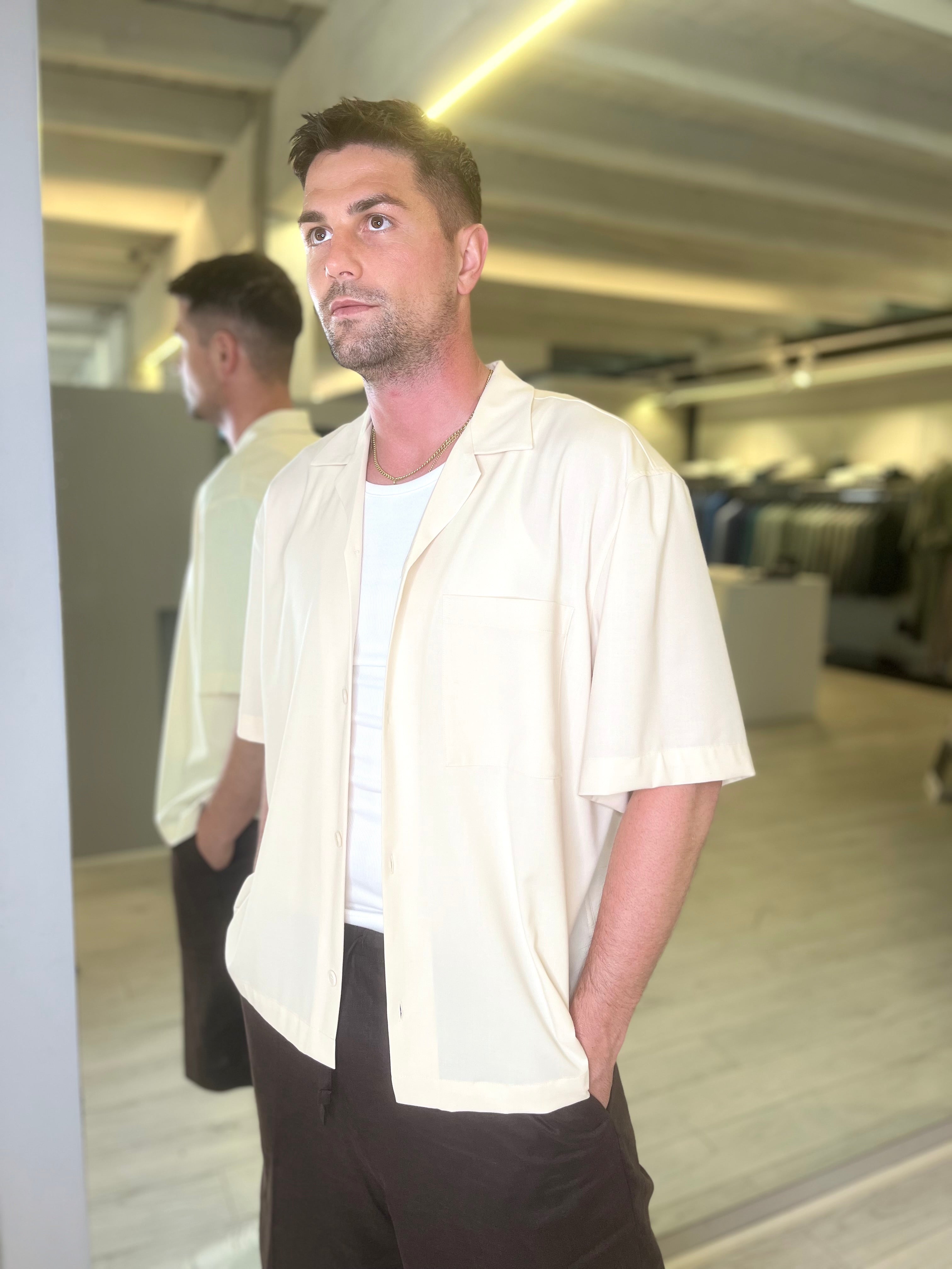 Camicia tasconi collo aperto crema