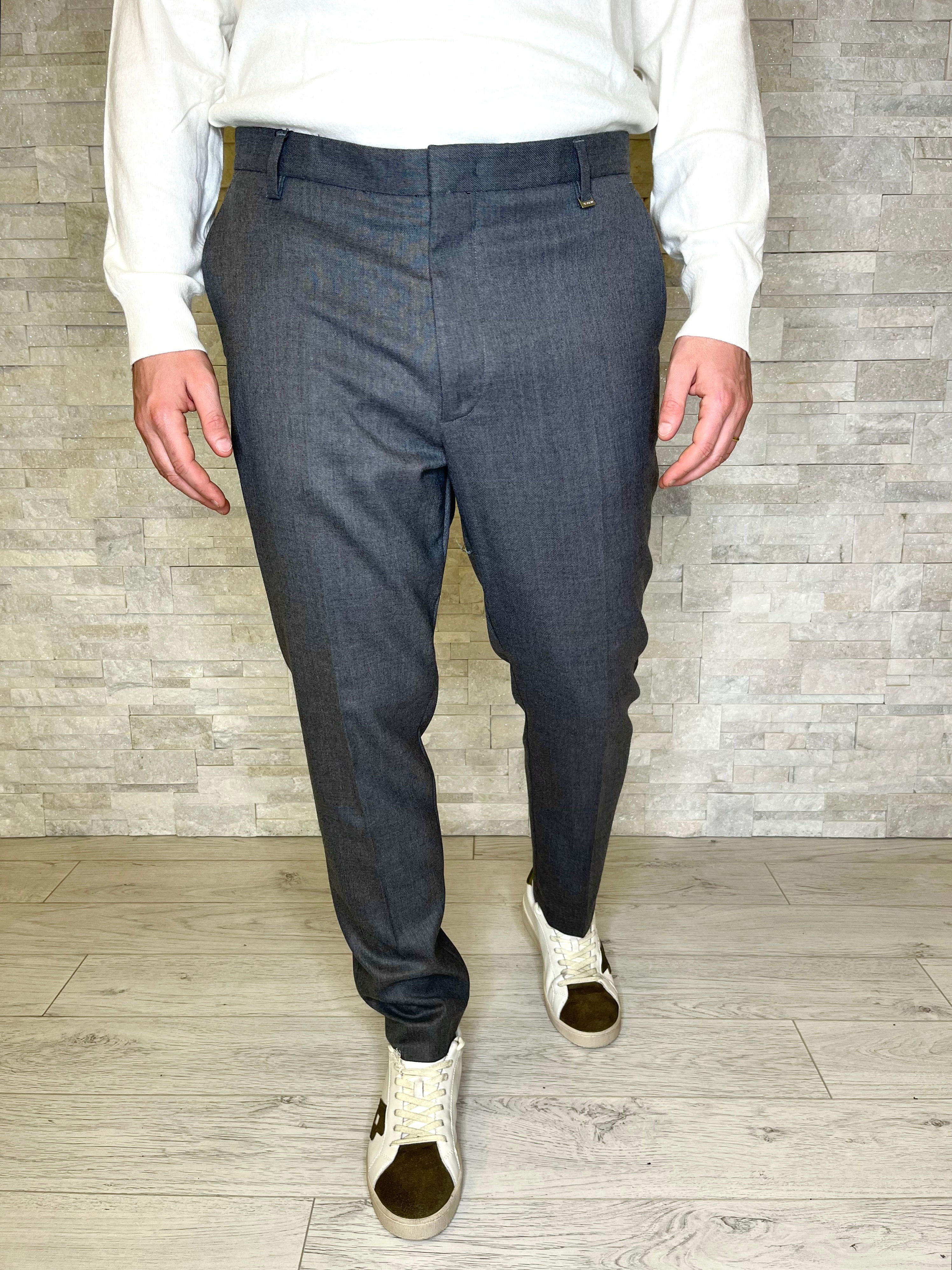 Pantalone grigio regular