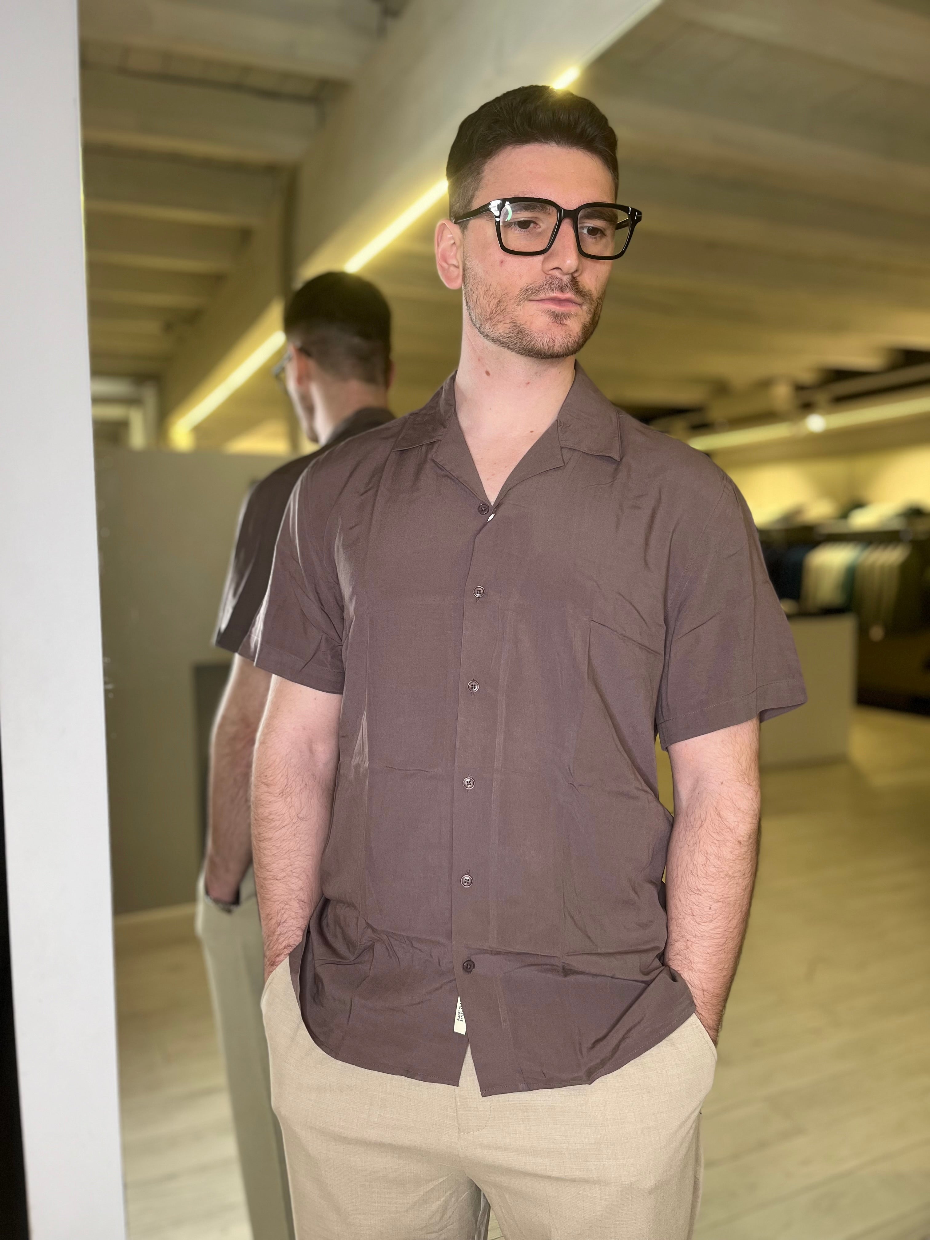 Camicia a maniche corte