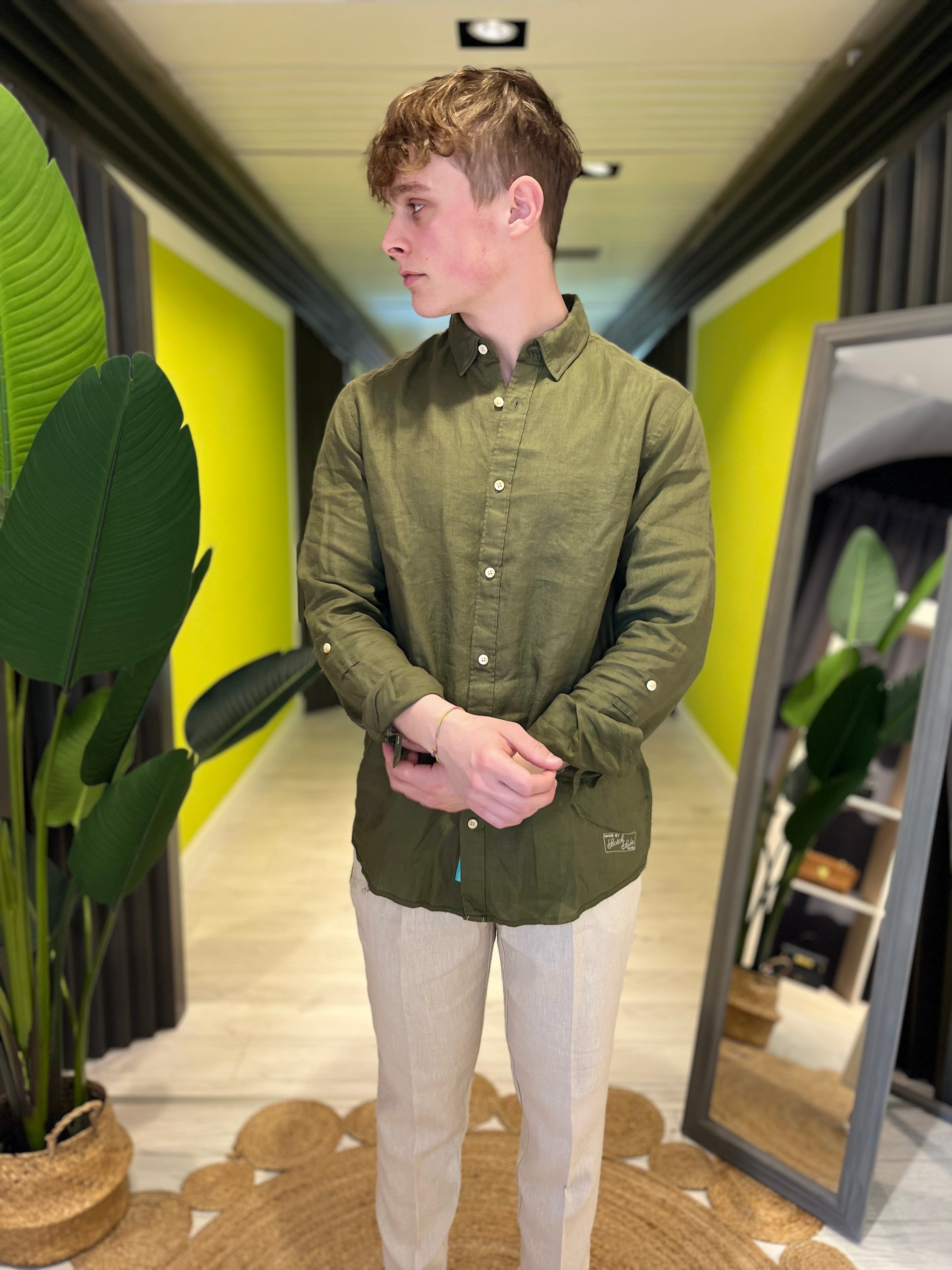 Camicia in lino verde