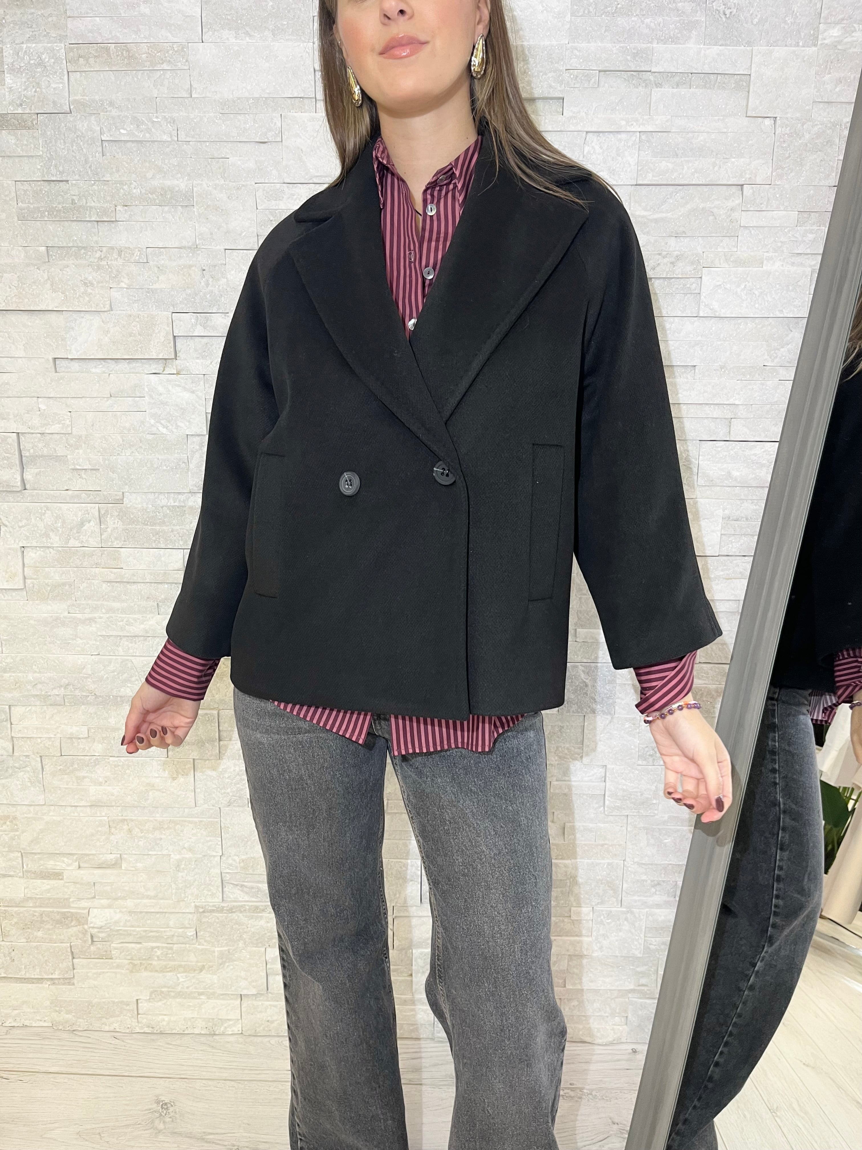 Cappotto corto doppiopetto