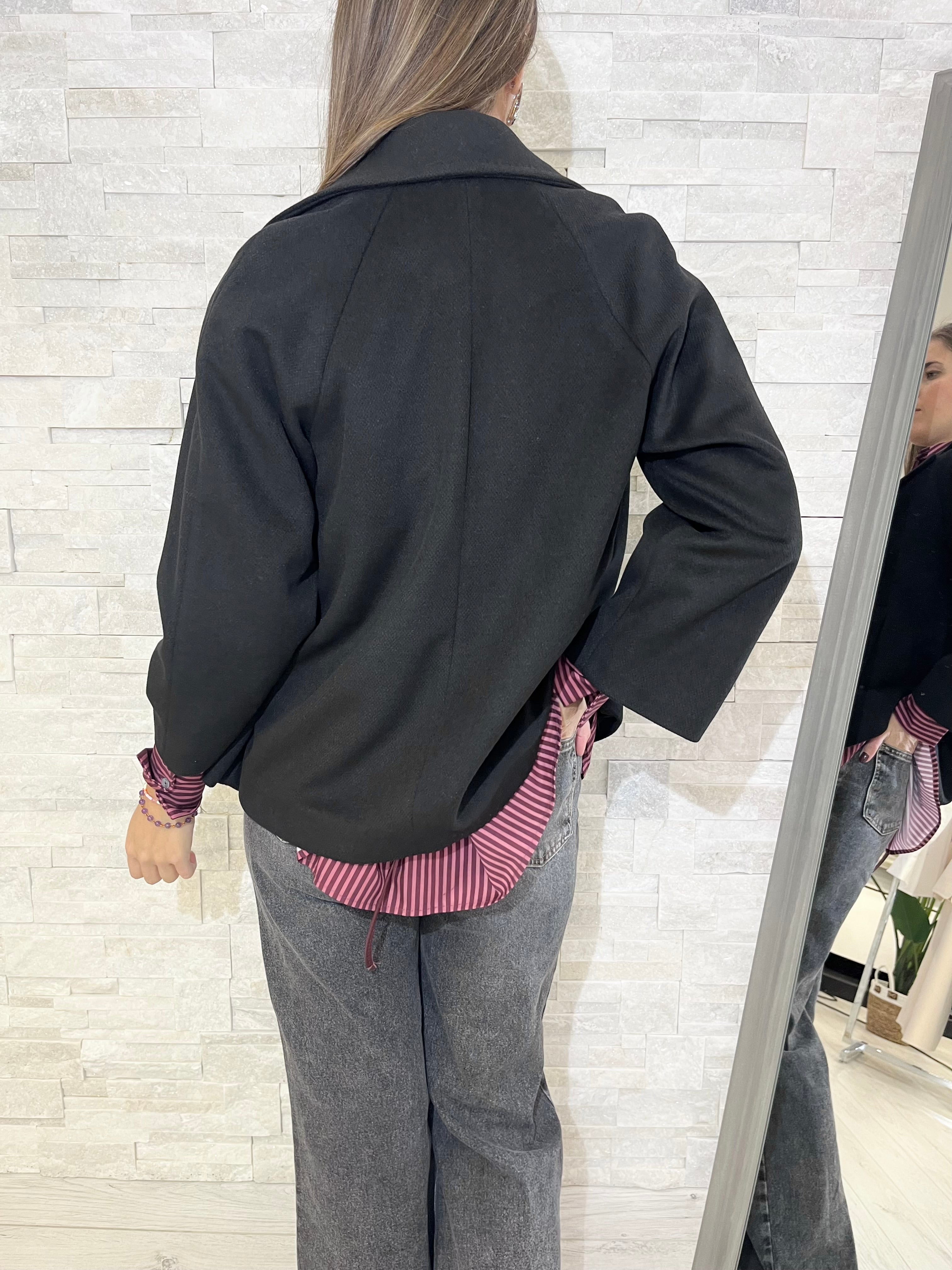 Cappotto corto doppiopetto