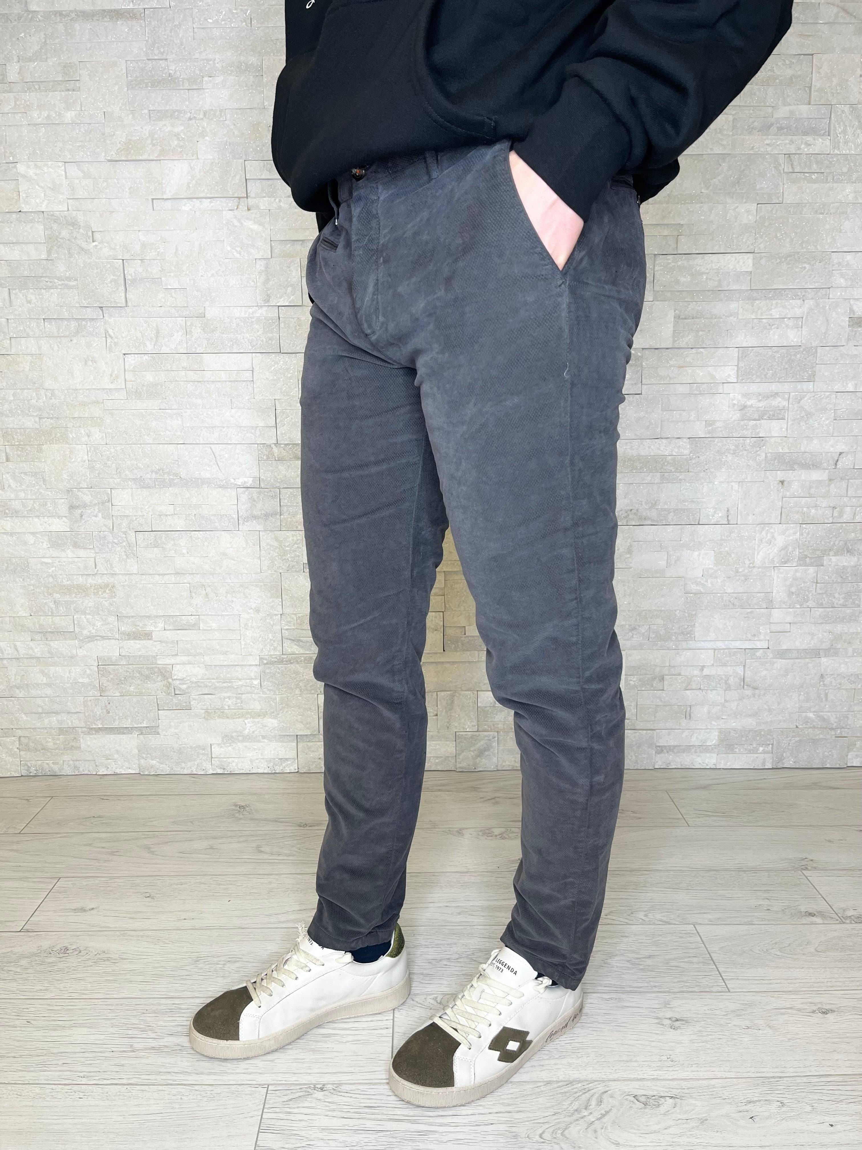 Pantalone color asfalto