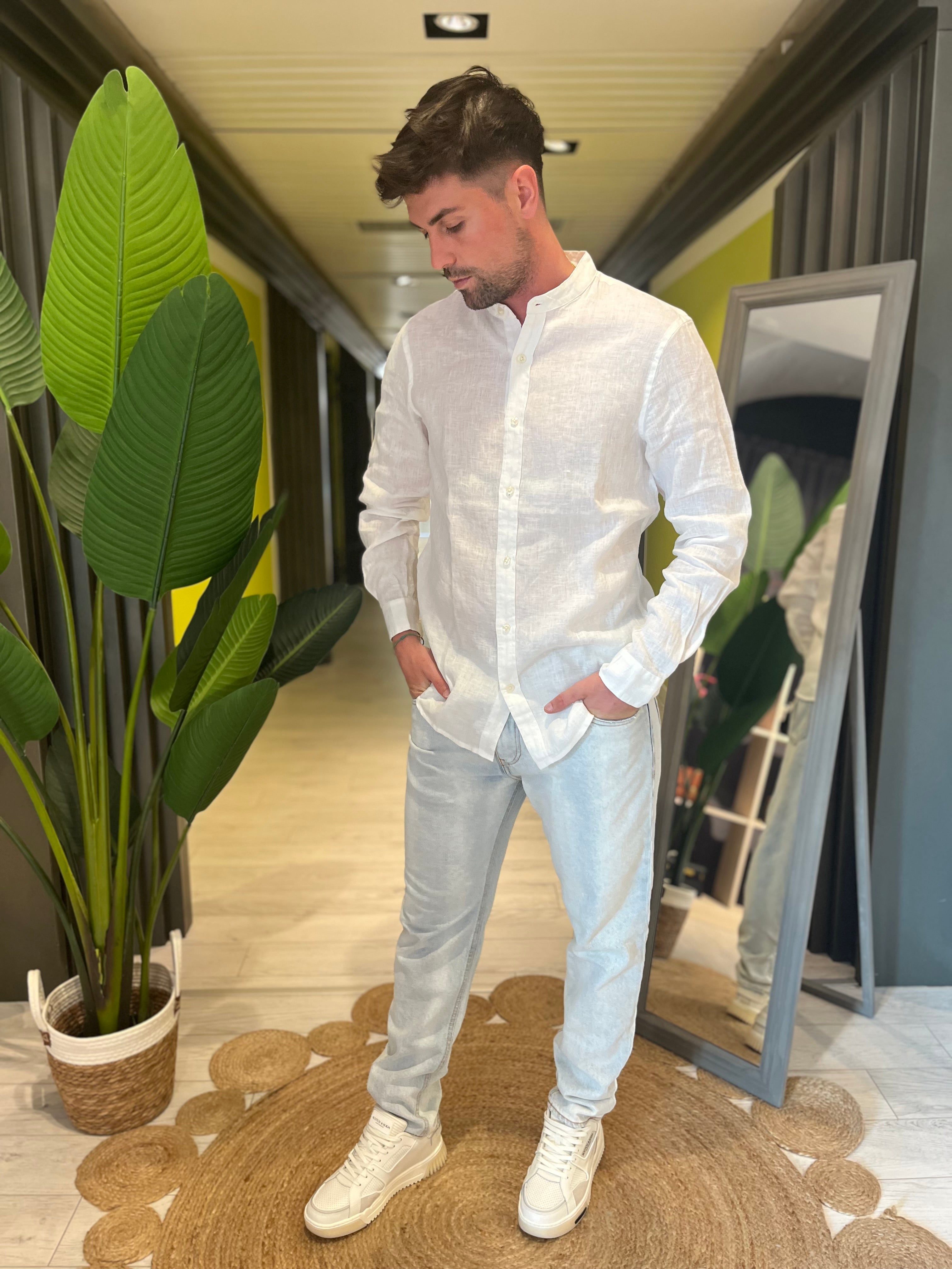 Camicia bianca in lino