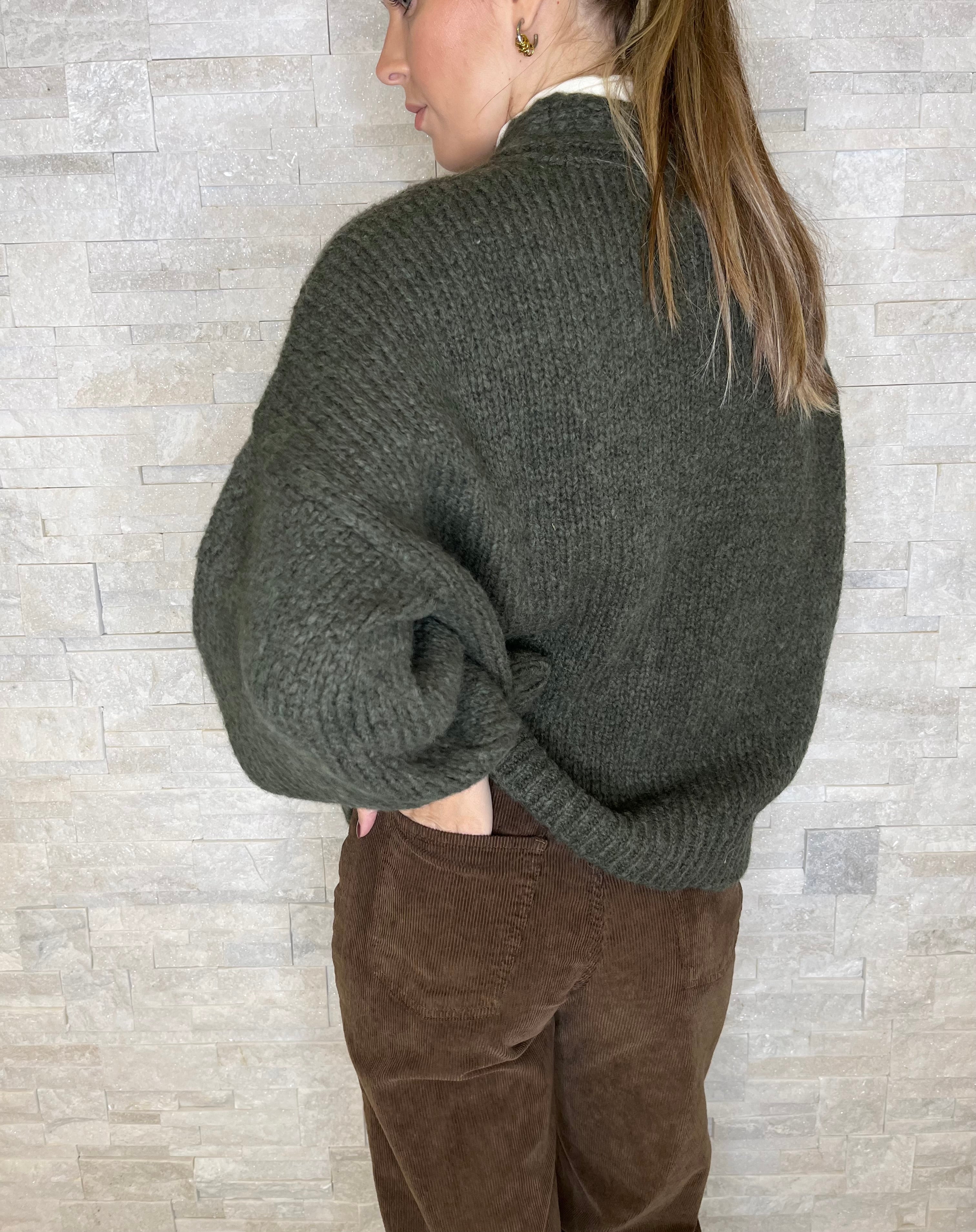 Cardigan militare con tasche bicolore