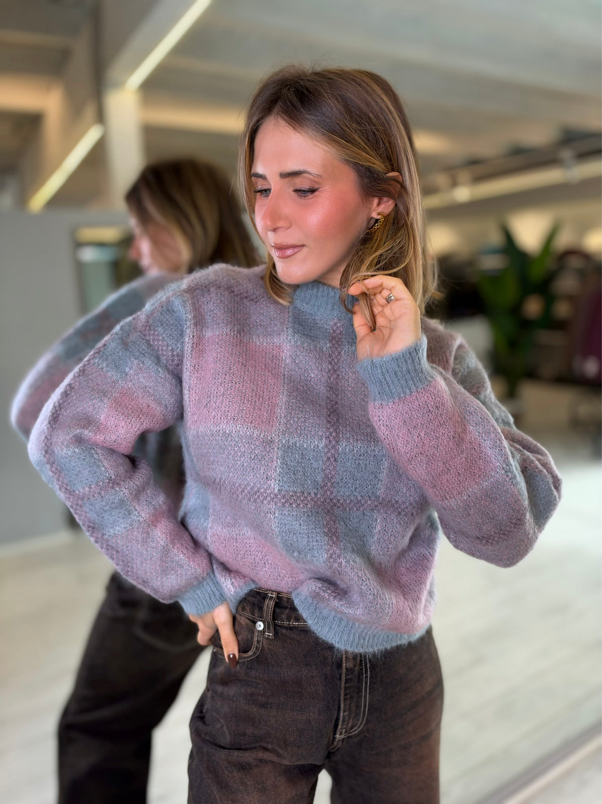 Maglia a quadri rosa e grigio