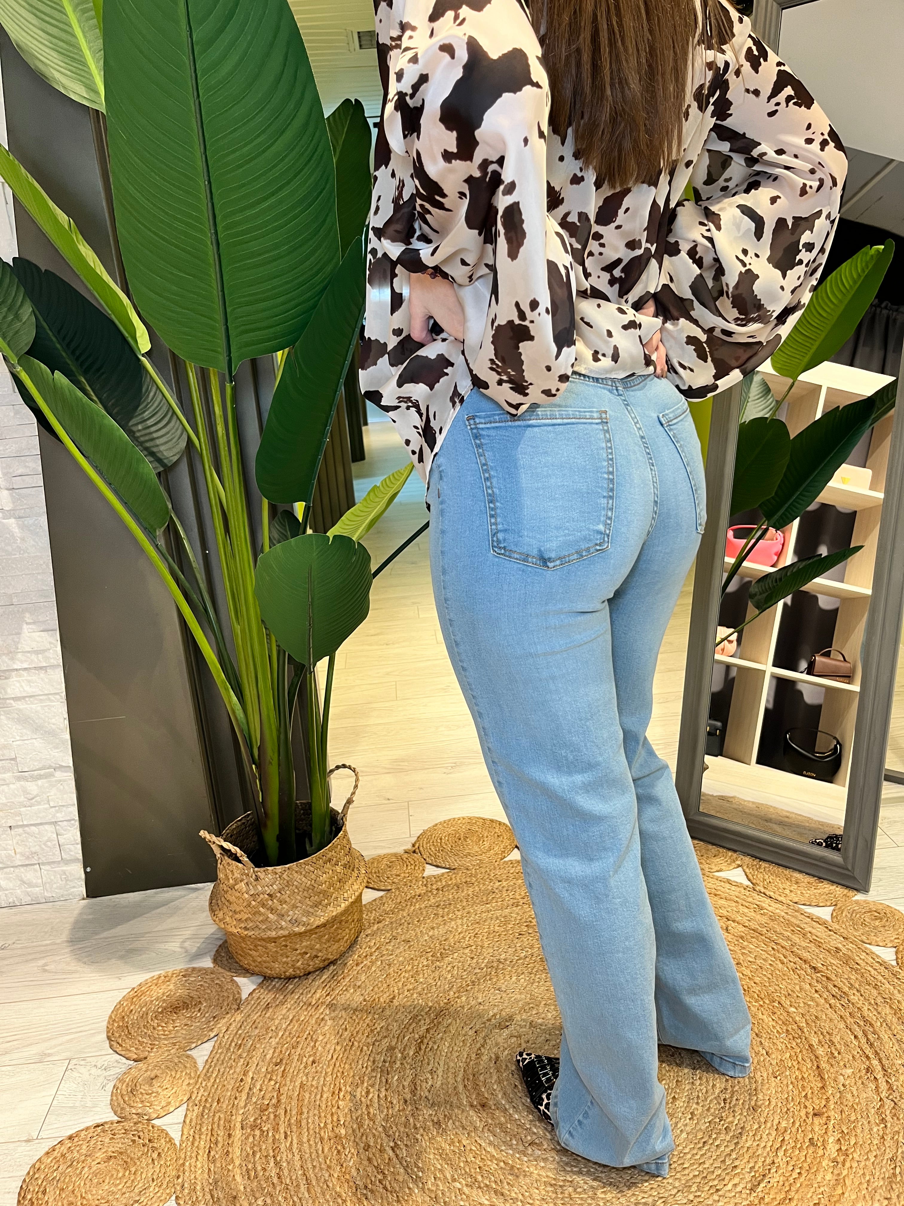 Jeans chiaro gamba dritta