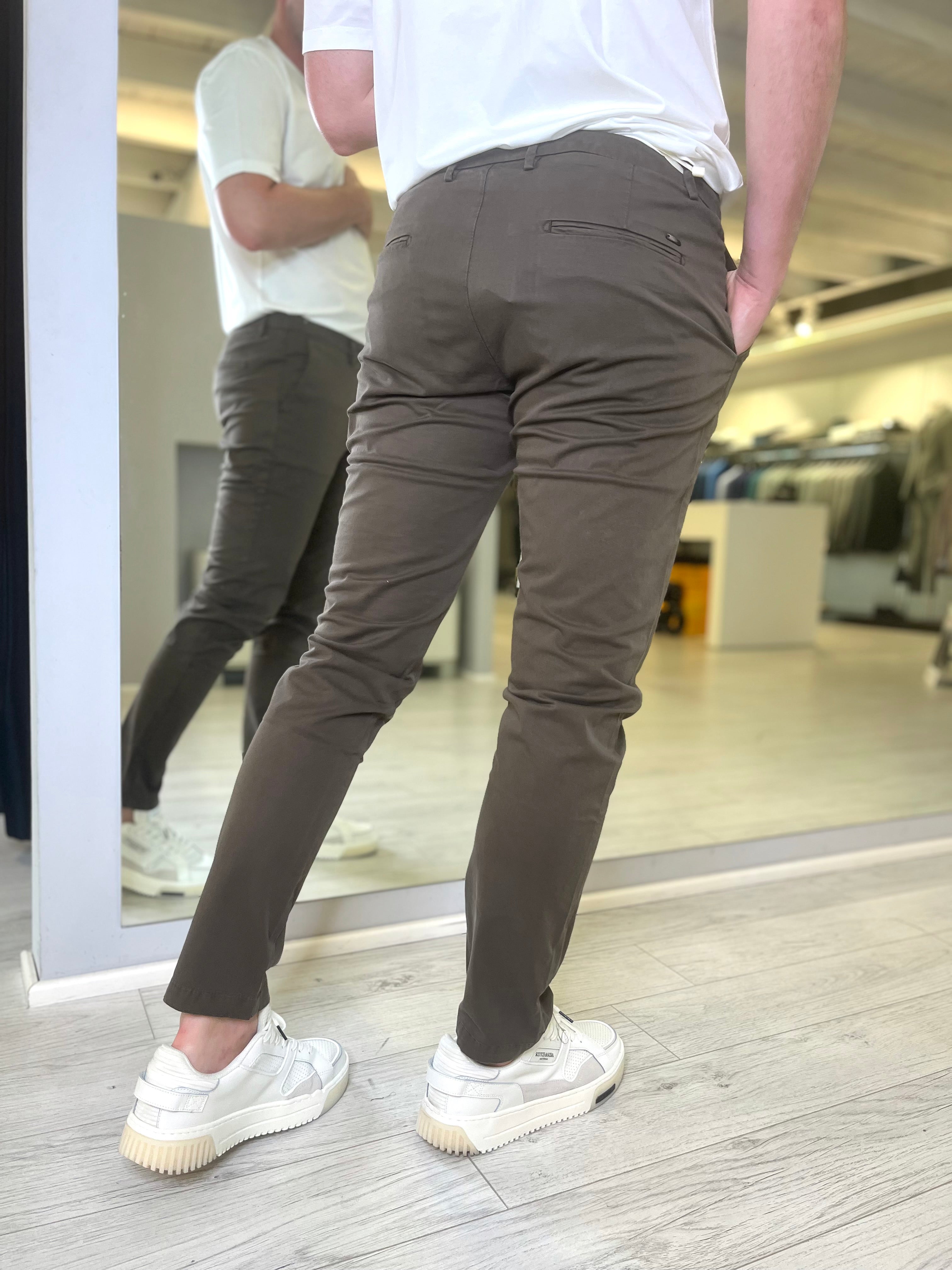 Pantalone slim fit in cotone