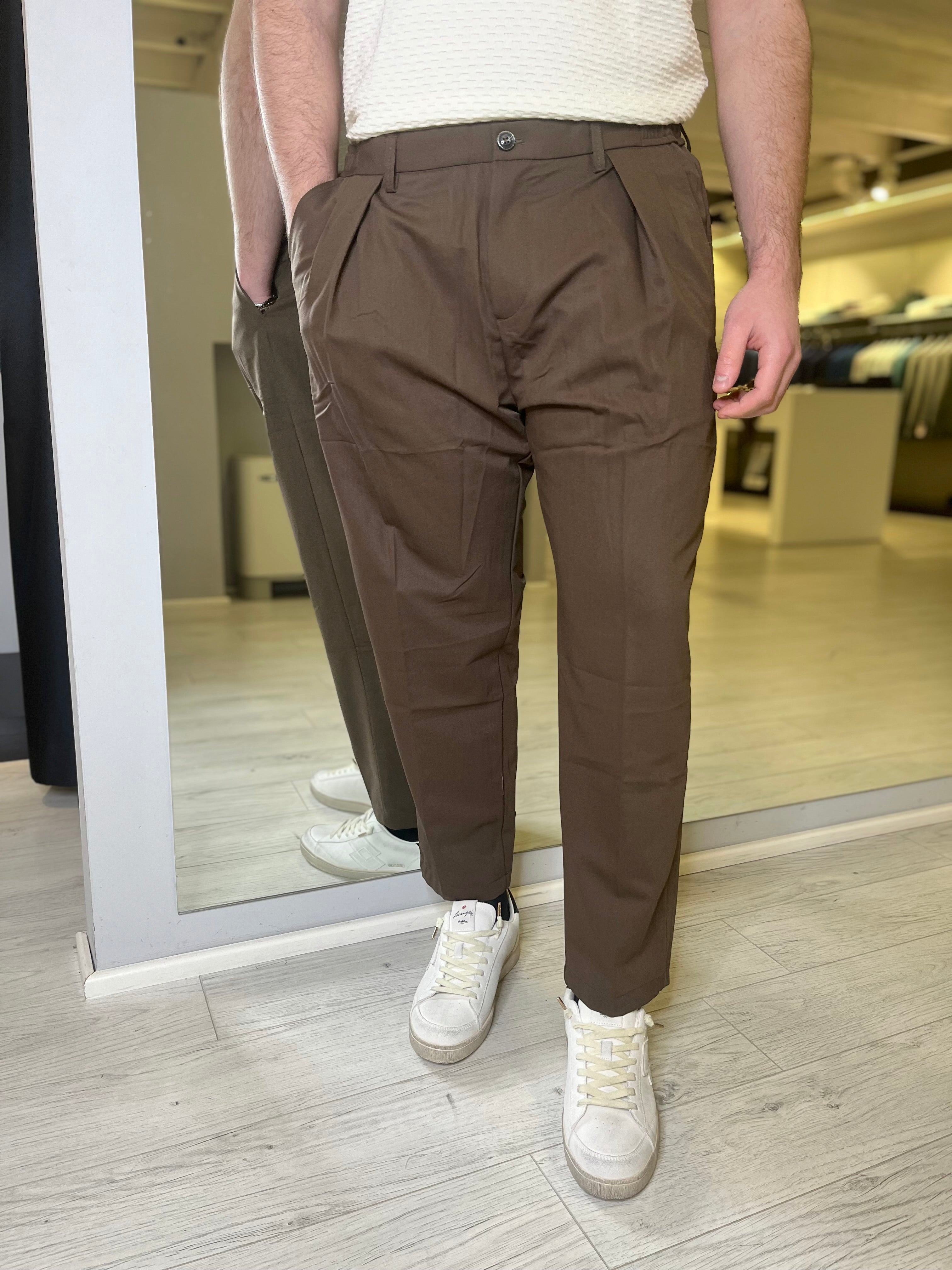 Pantalaccio modello baggy