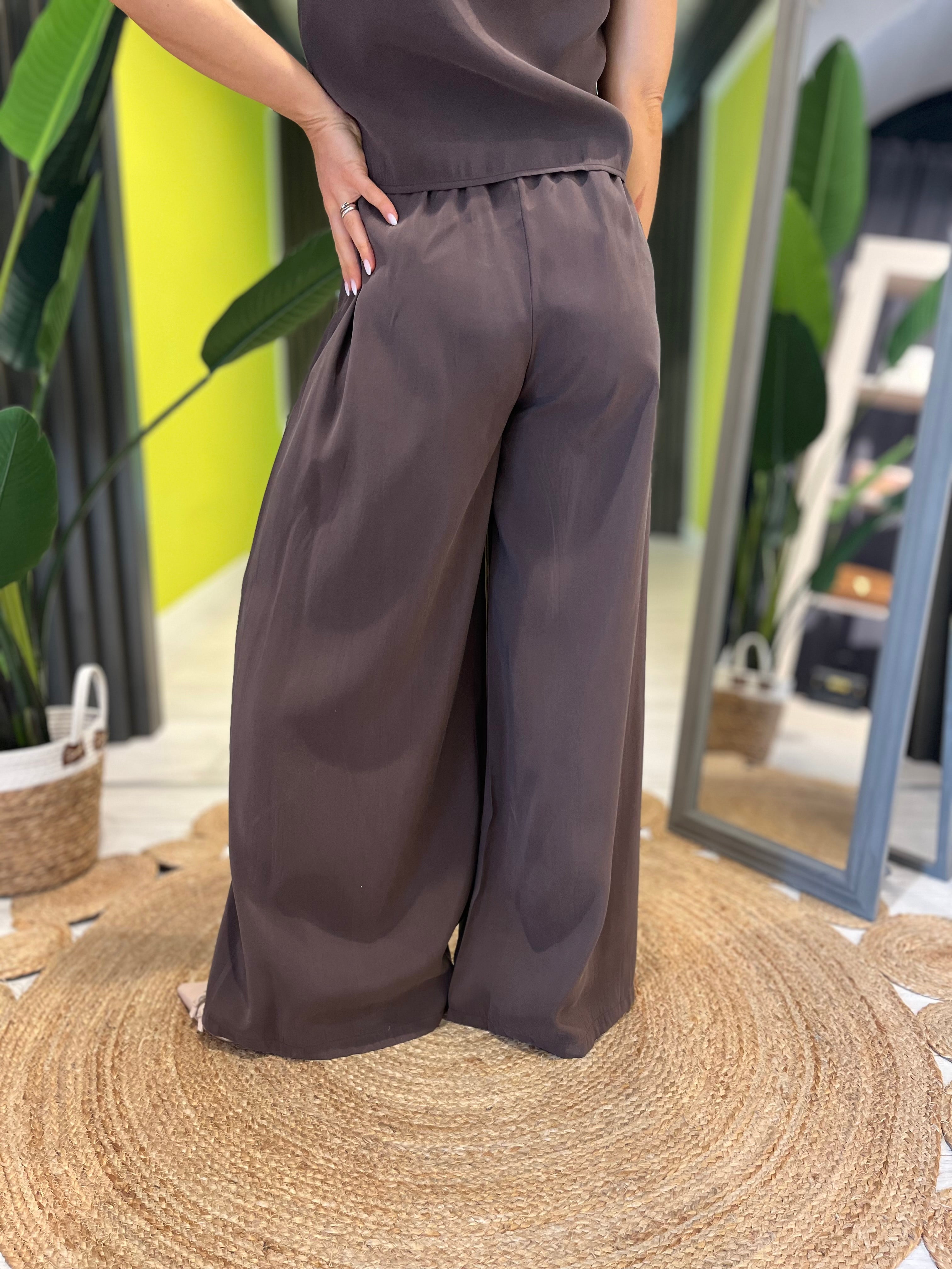 Set coordinato gilet e pantaloni moro