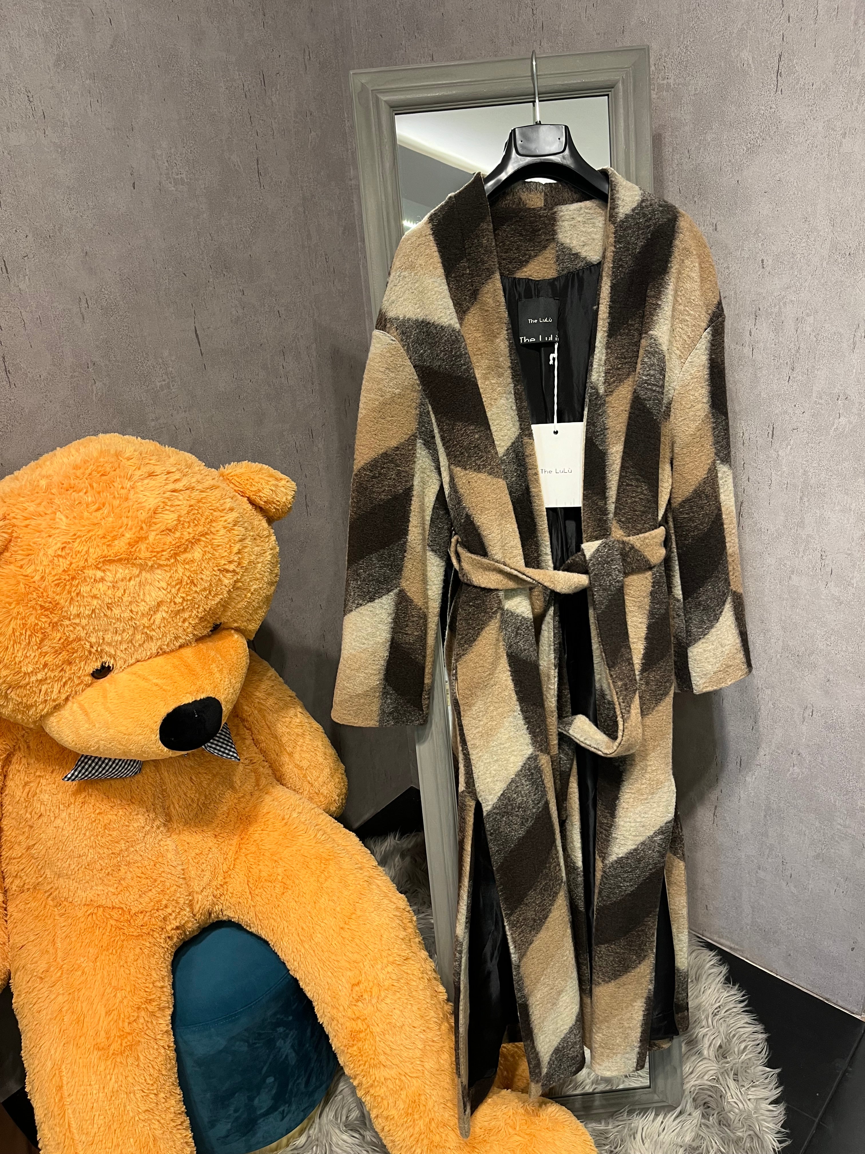 Cappotto a vestaglia con cintura