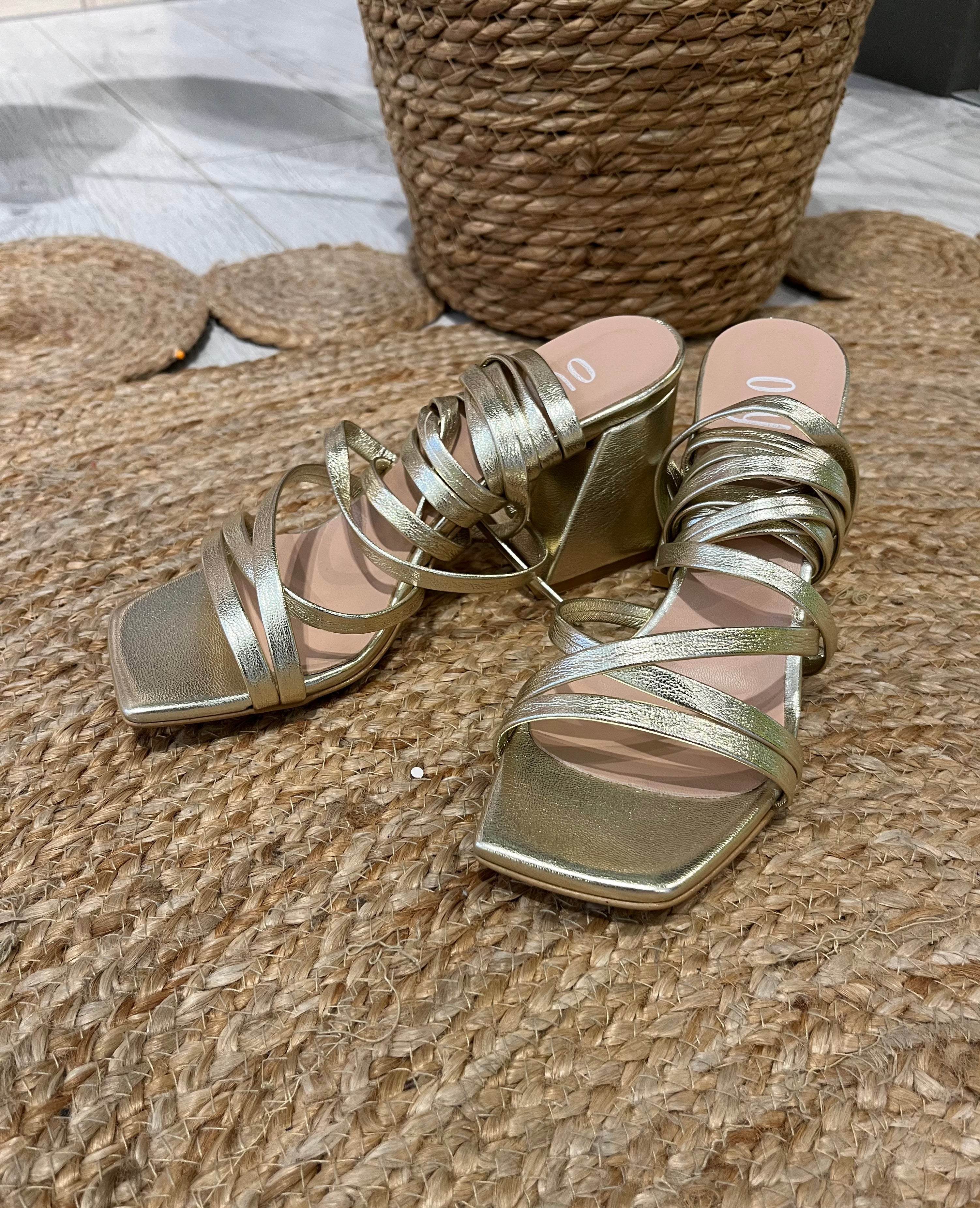 Sandalo alla schiava laminato platino