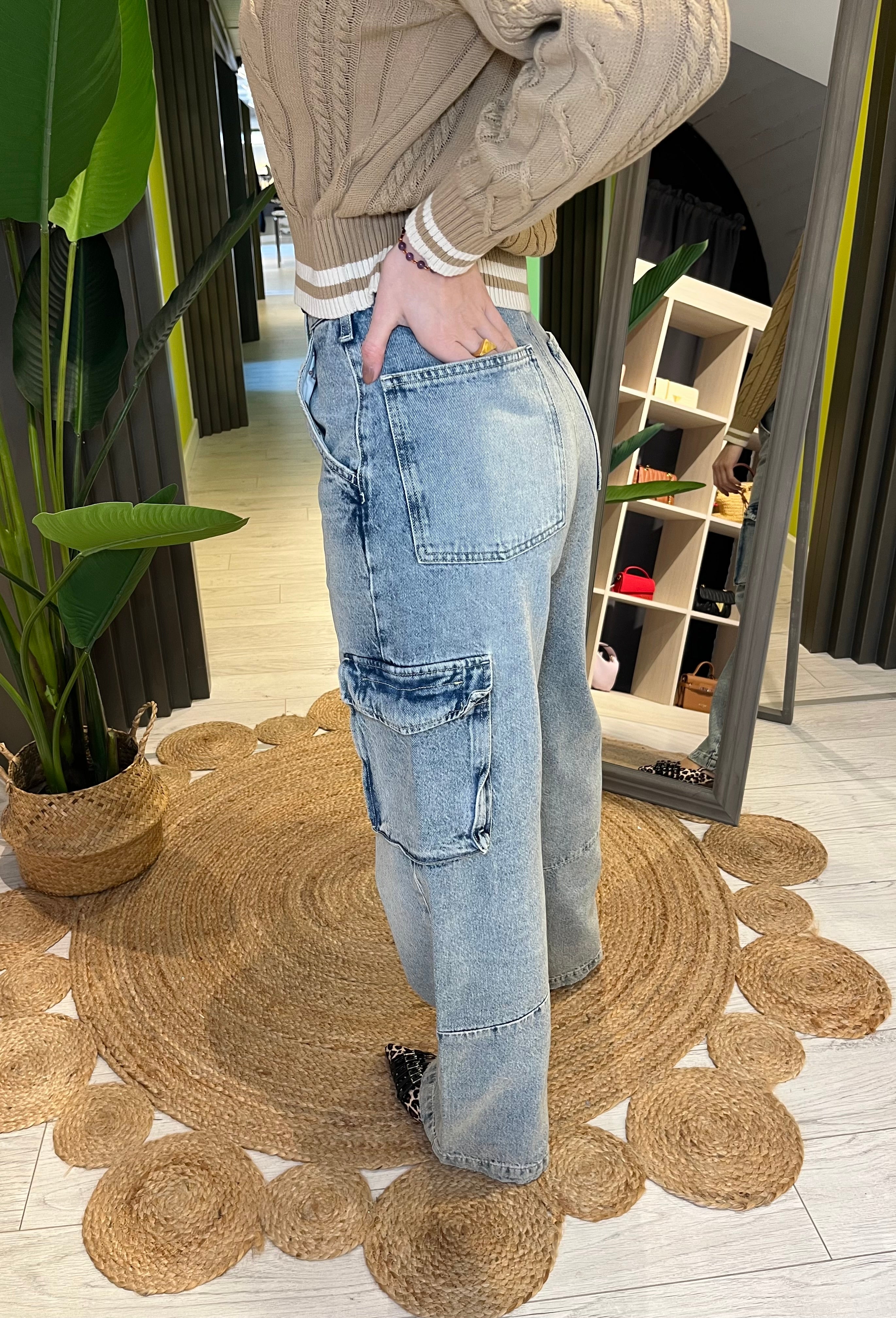 Jeans cargo vita alta
