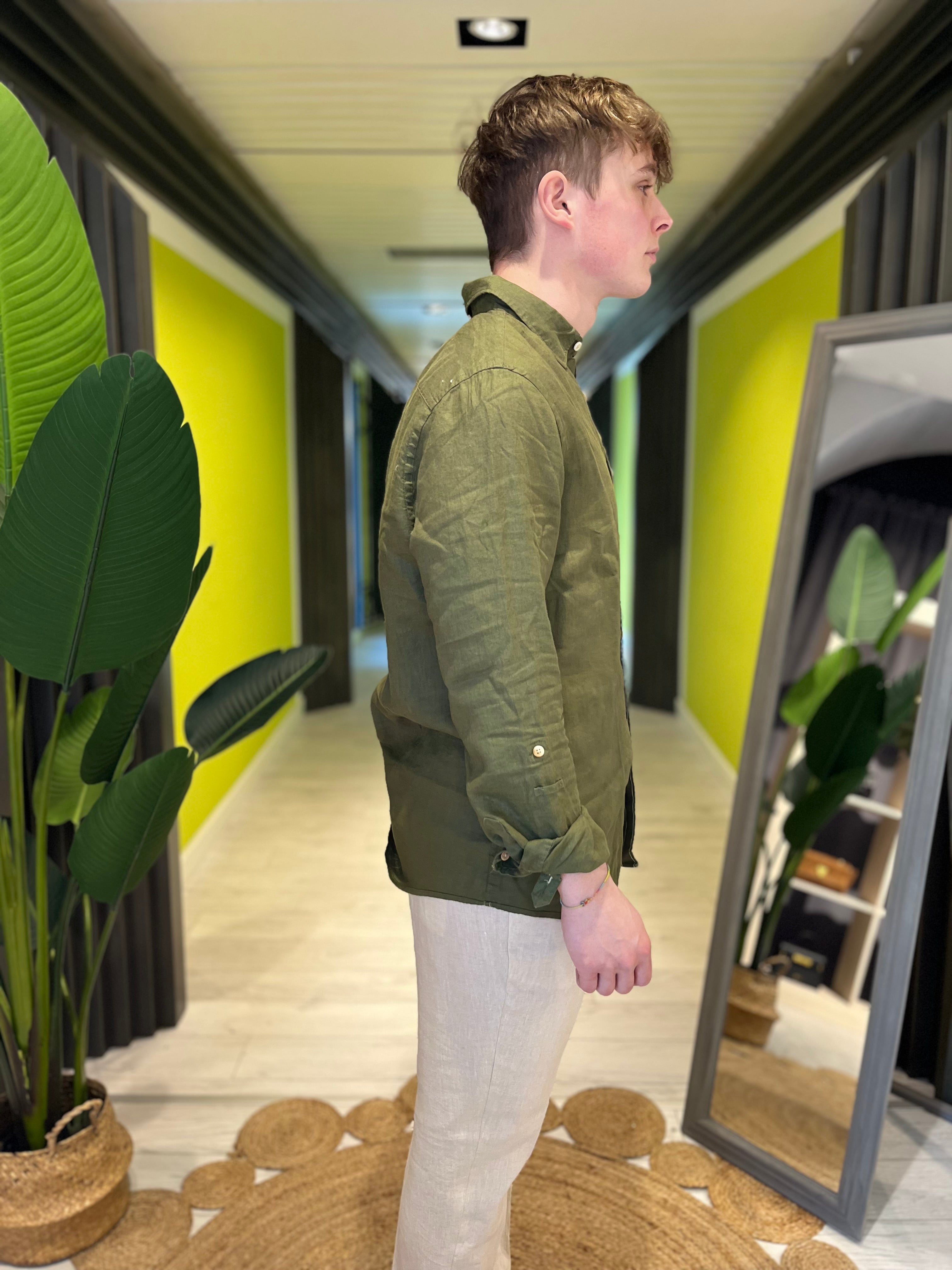 Camicia in lino verde