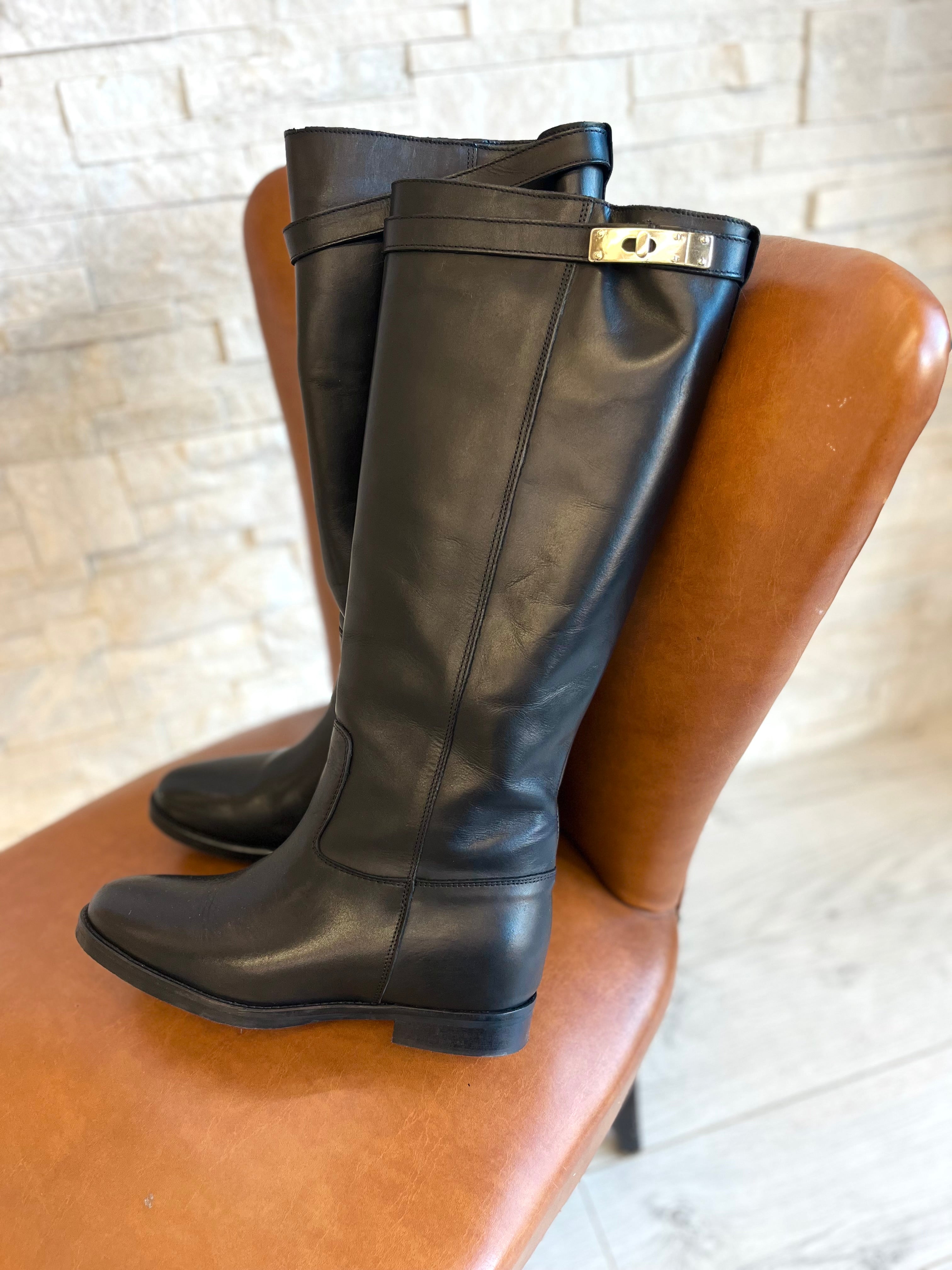 Stivale nero in pelle