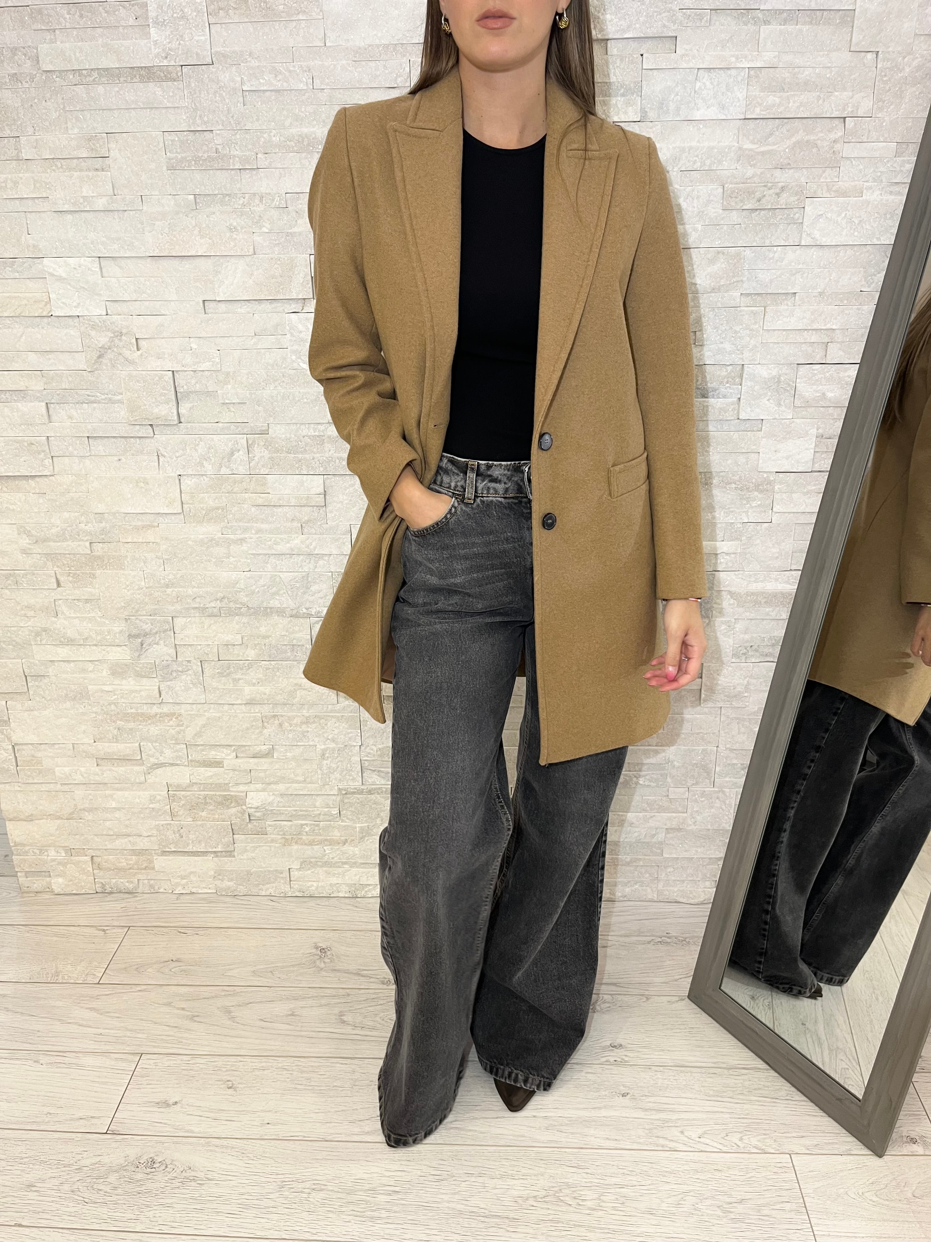 Cappotto basic sfiancato