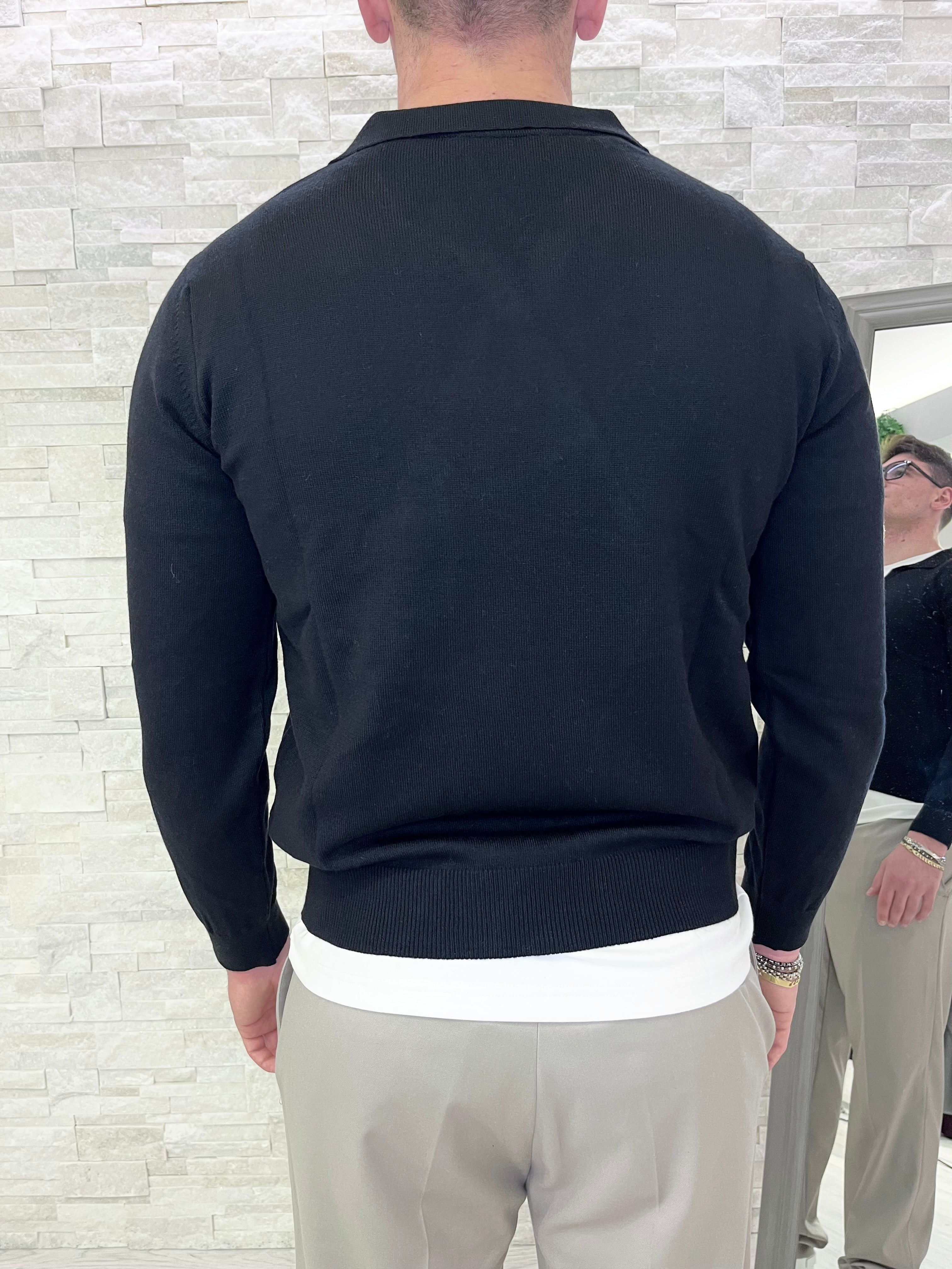 Maglia in viscosa con colletto polo