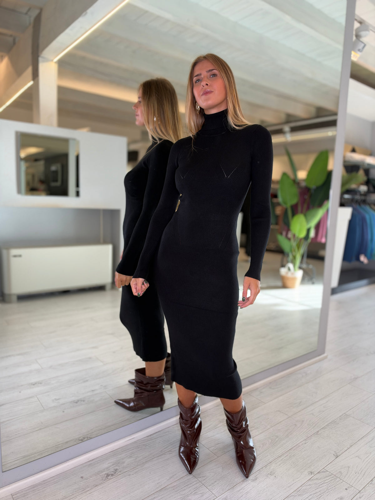 Abito in maglia nero