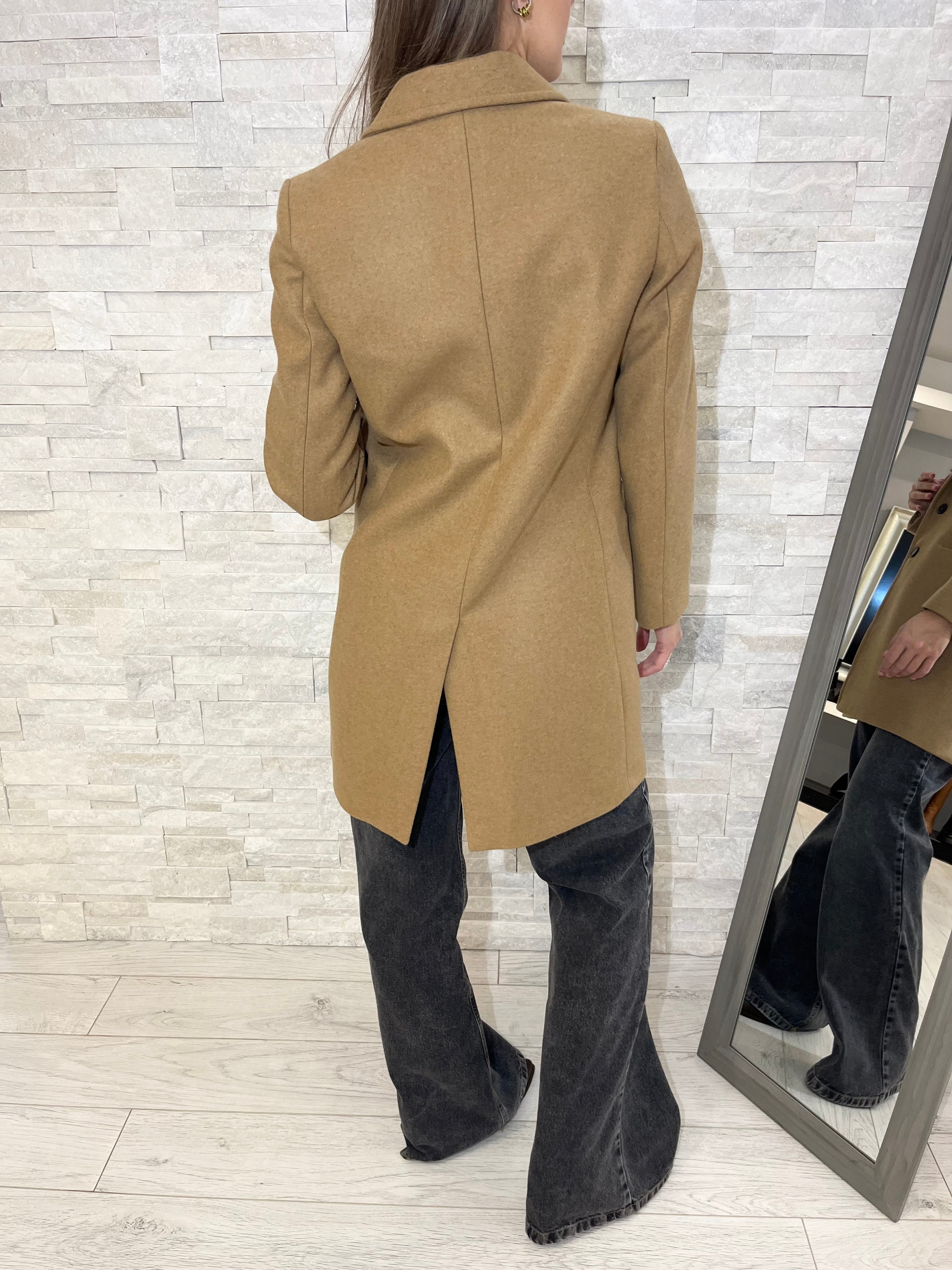 Cappotto basic sfiancato