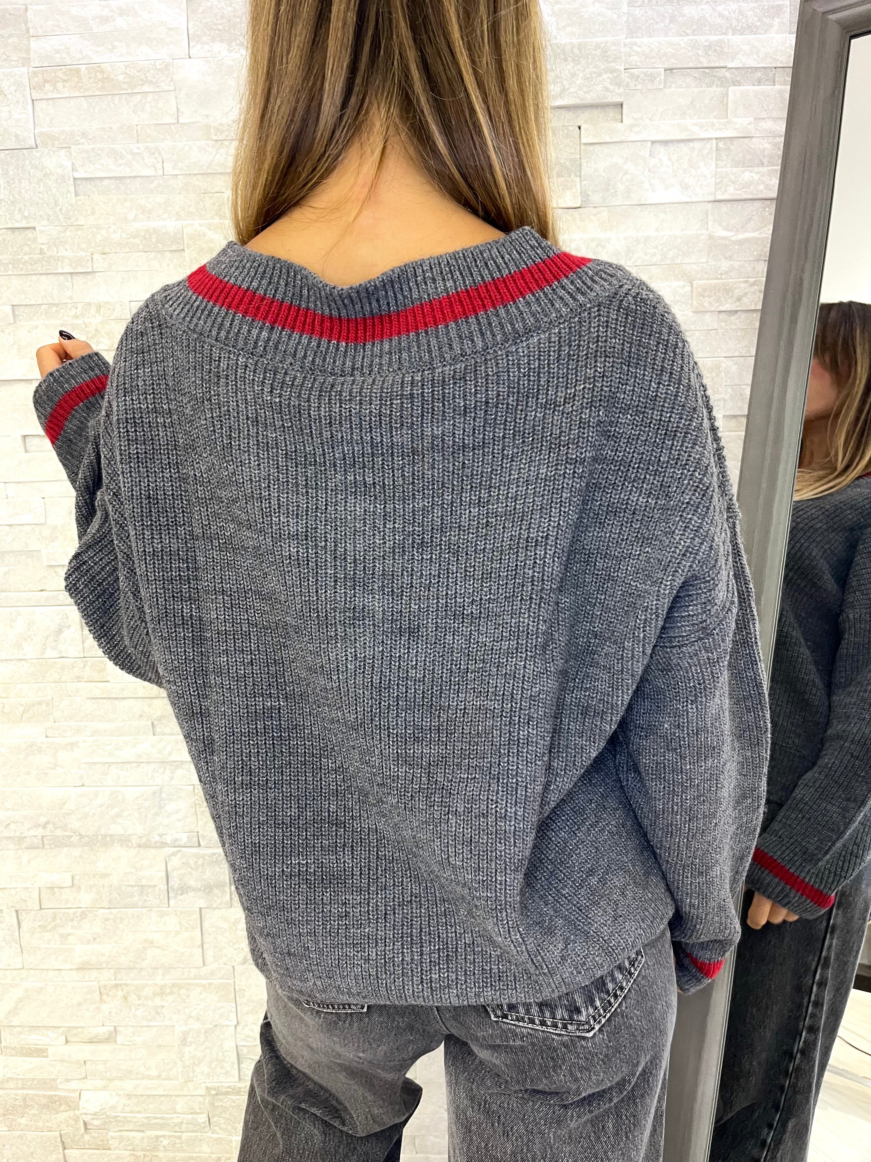 Maglia scollo a V antracite/rosso
