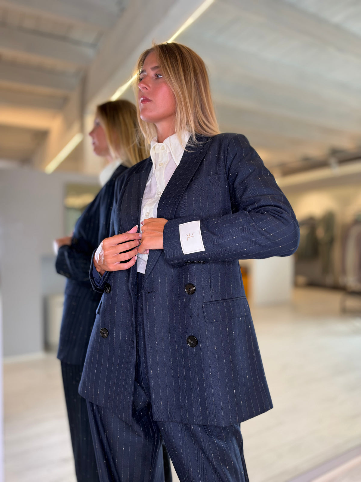 Giacca gessata blu navy
