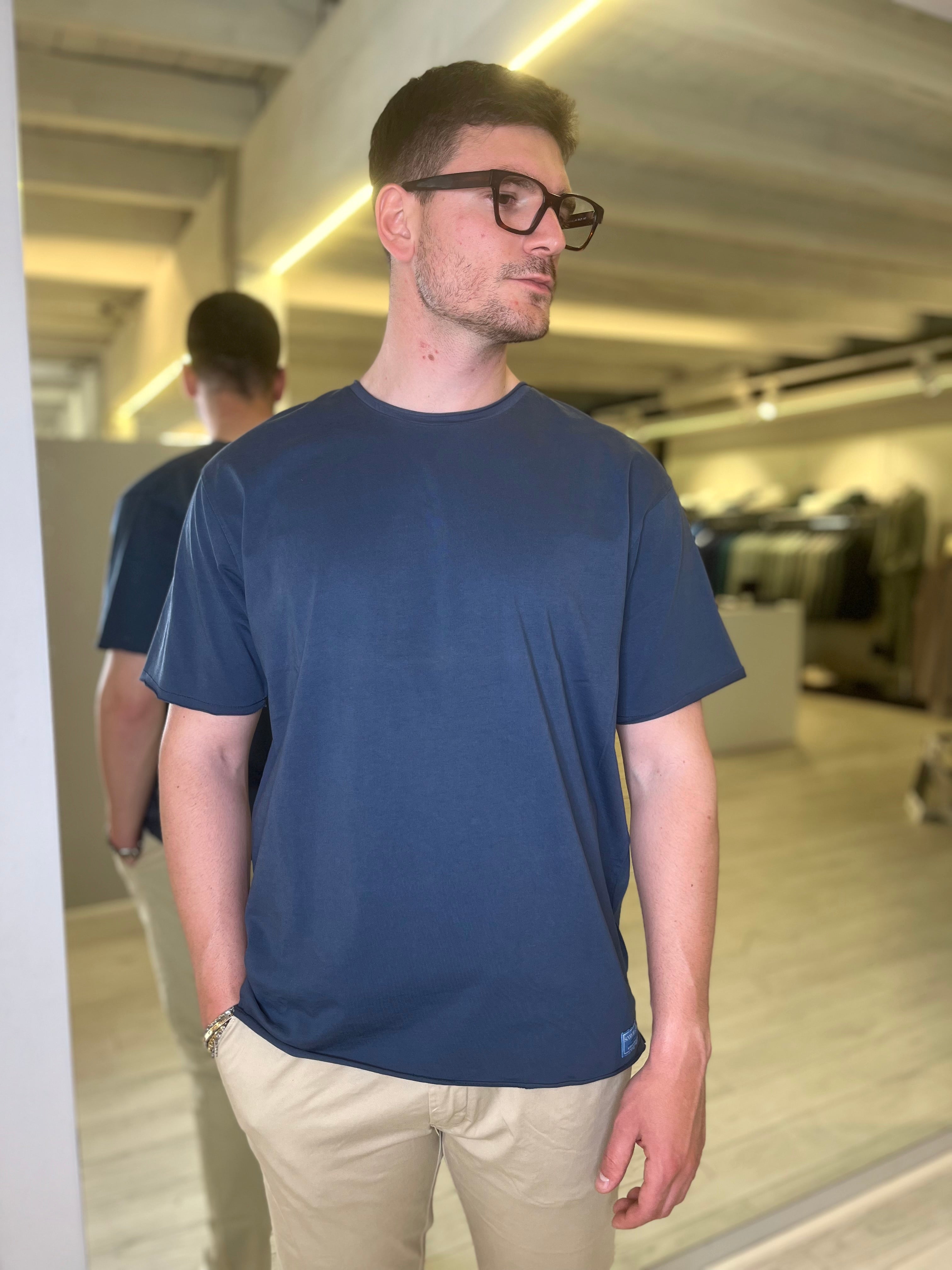 T-shirt basic blu
