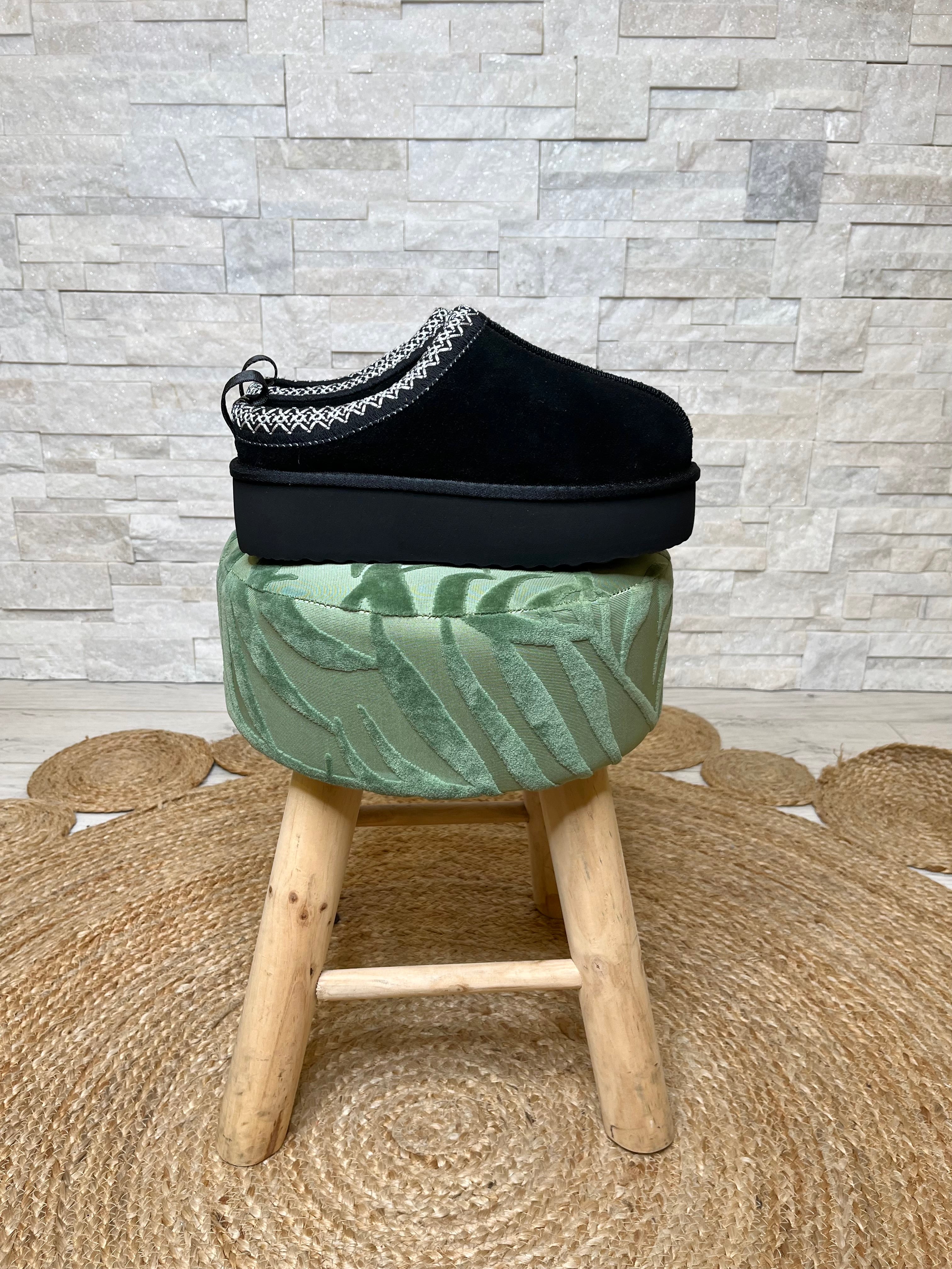 Sabot in suede ricamato platform nero