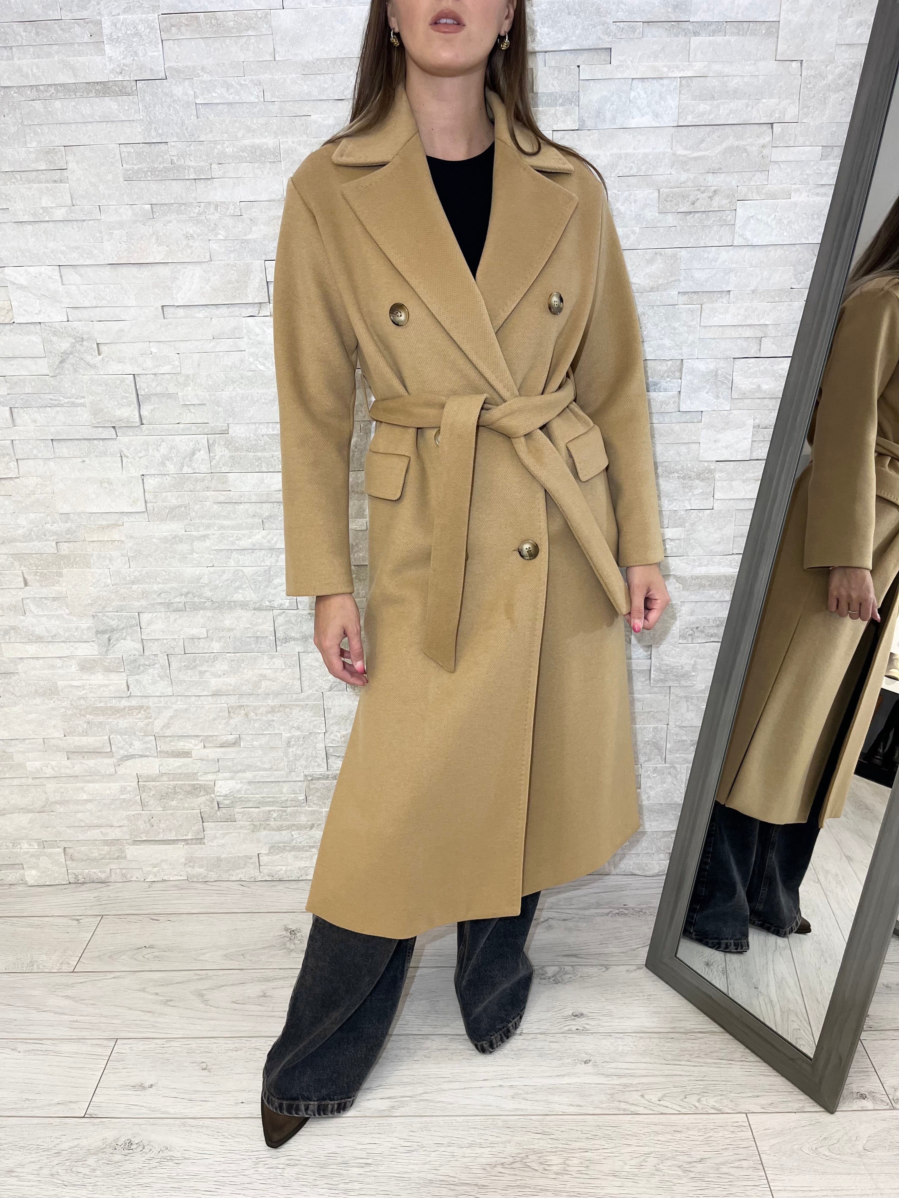 Cappotto doppiopetto cammello