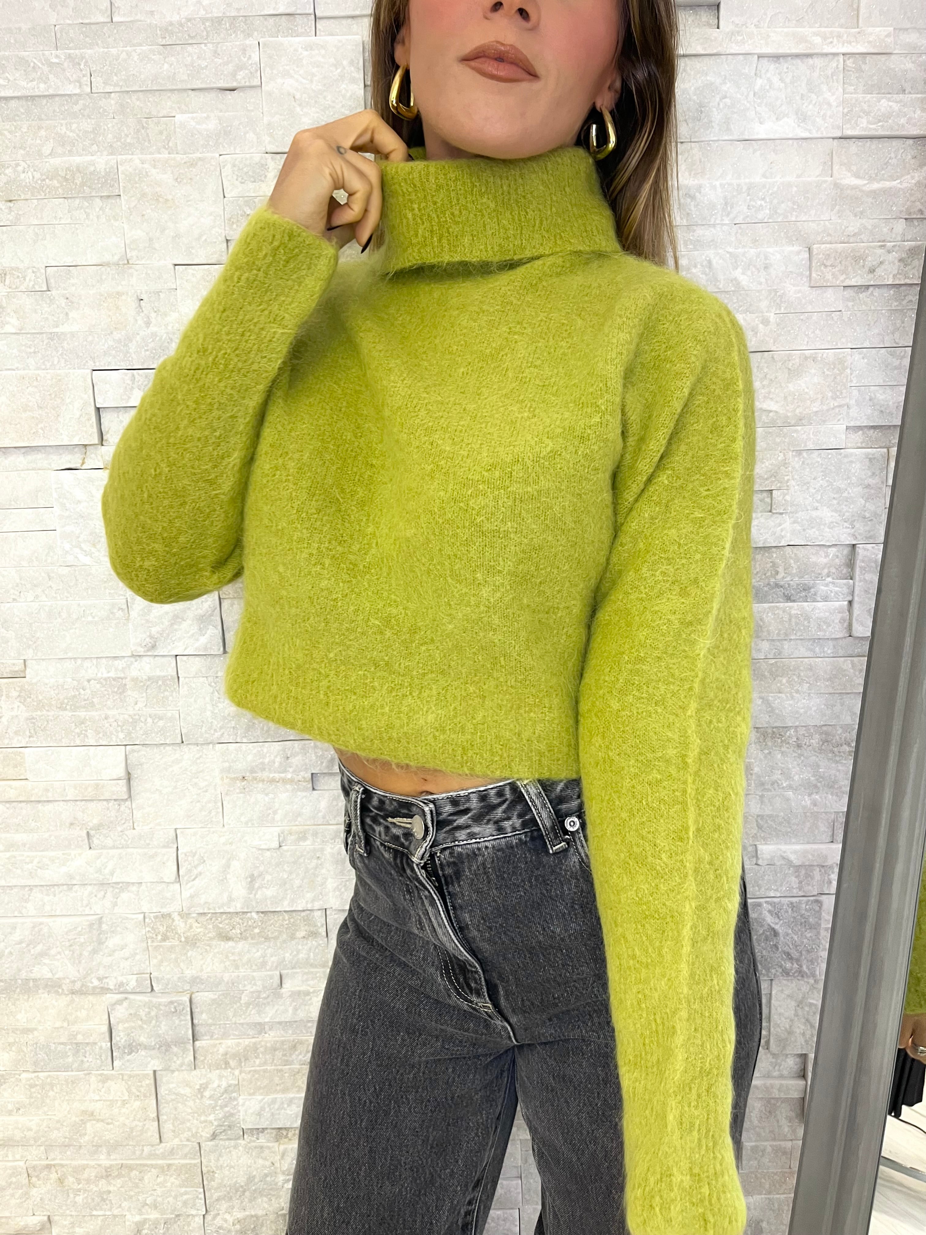 Maglia crop dolcevita