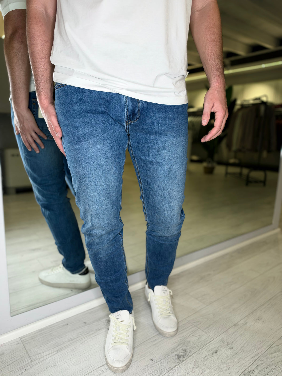 Jeans skinny baffatura leggera
