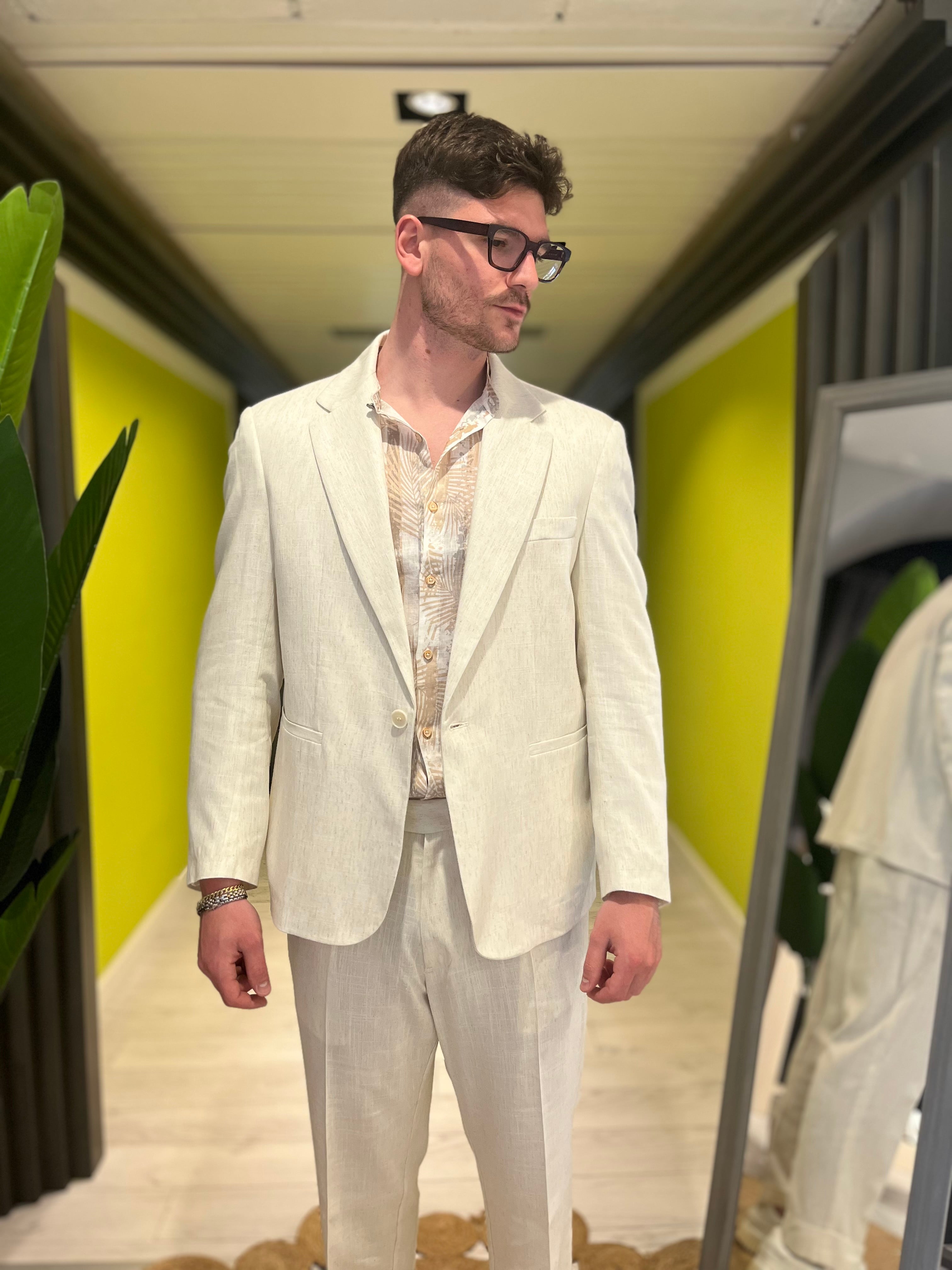 Abito monopetto oversize panna
