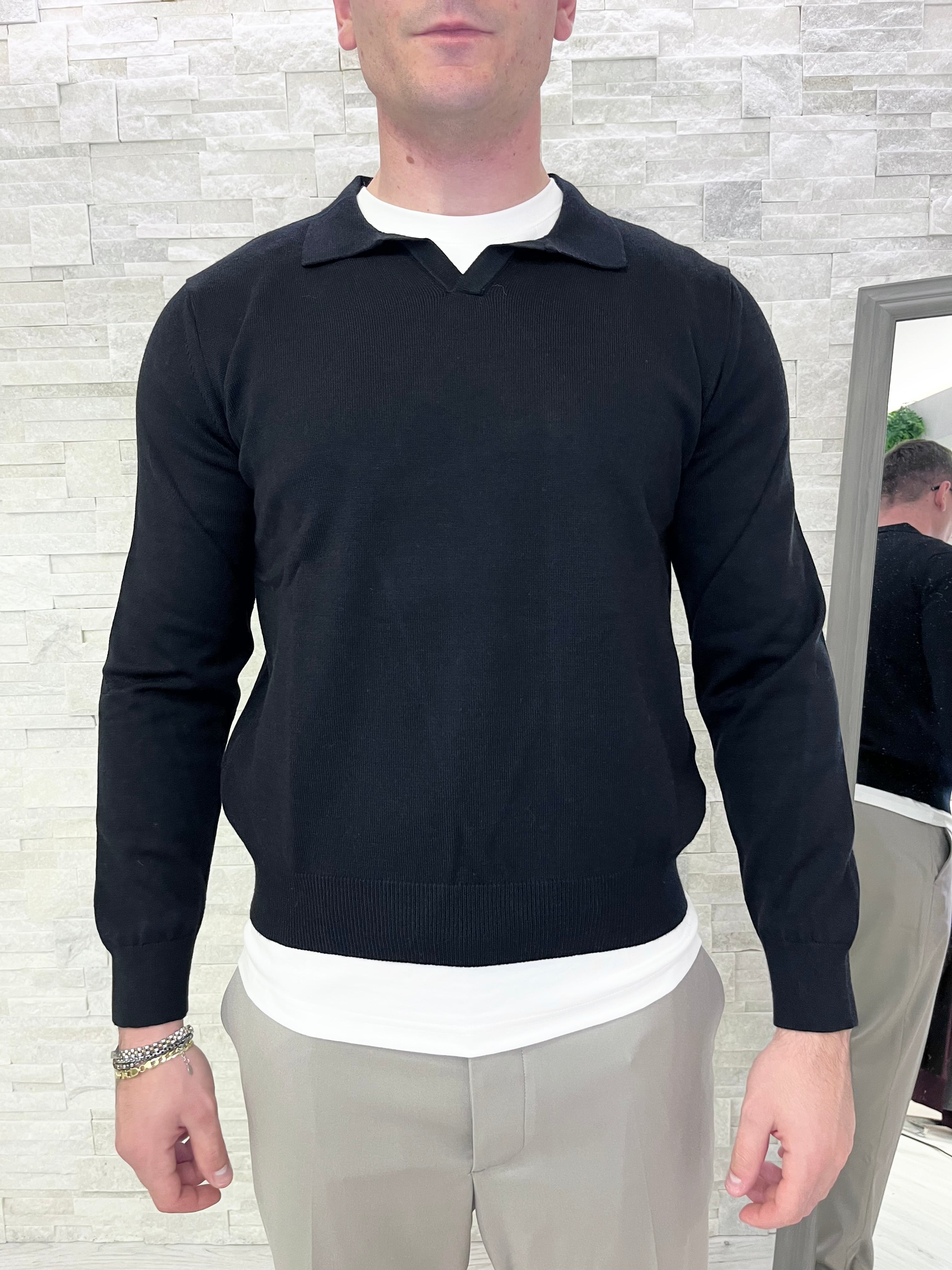 Maglia in viscosa con colletto polo