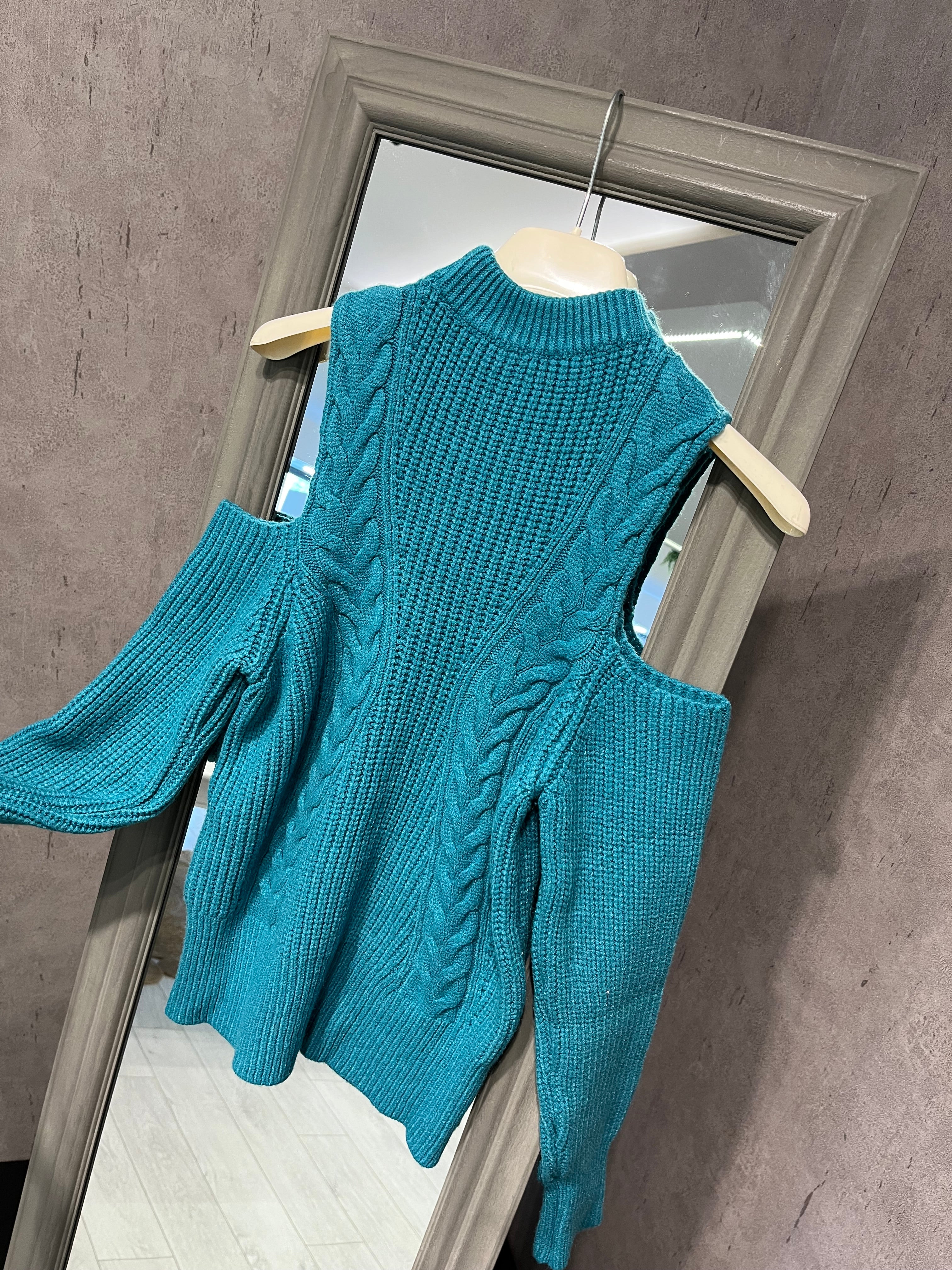 Maglia cut out ottanio
