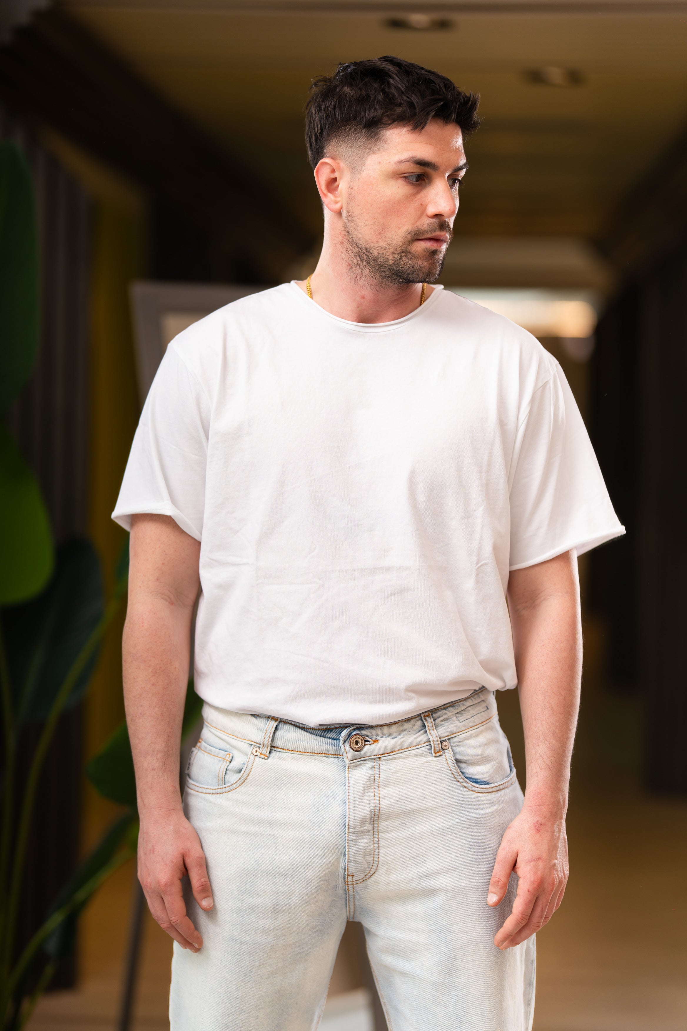 T-shirt con bordo vivo