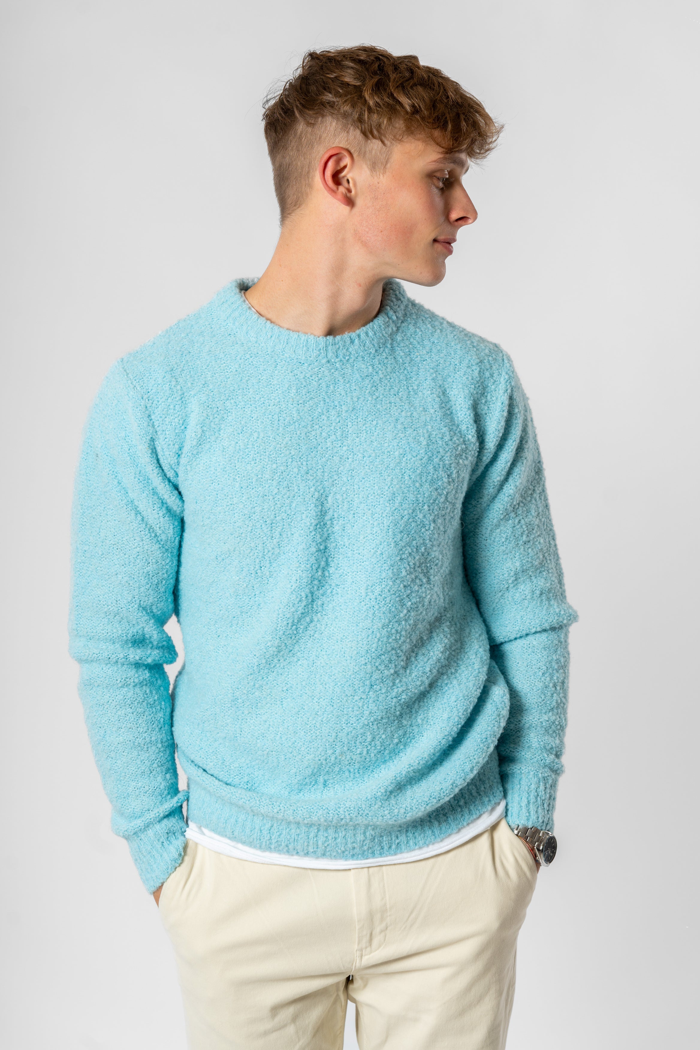 Maglia bouclè celeste