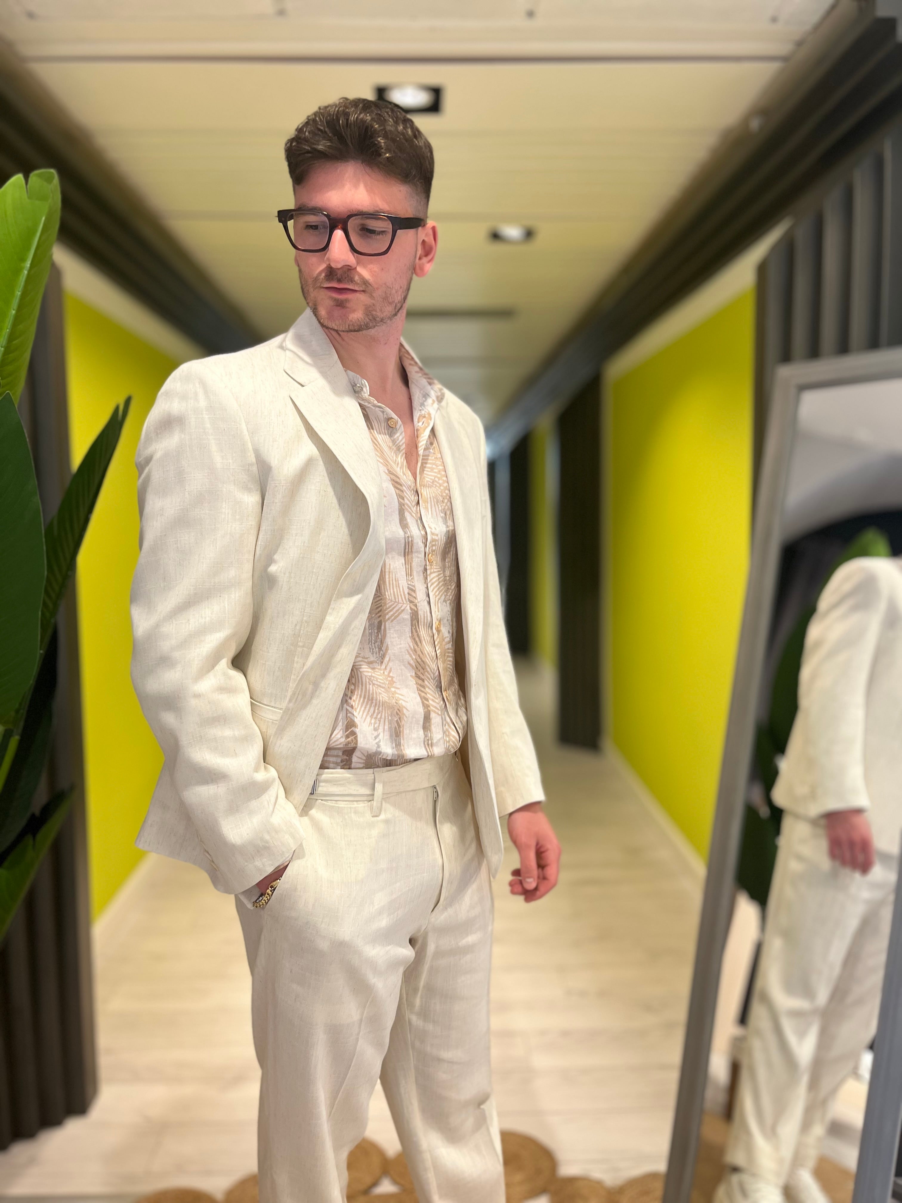 Abito monopetto oversize panna