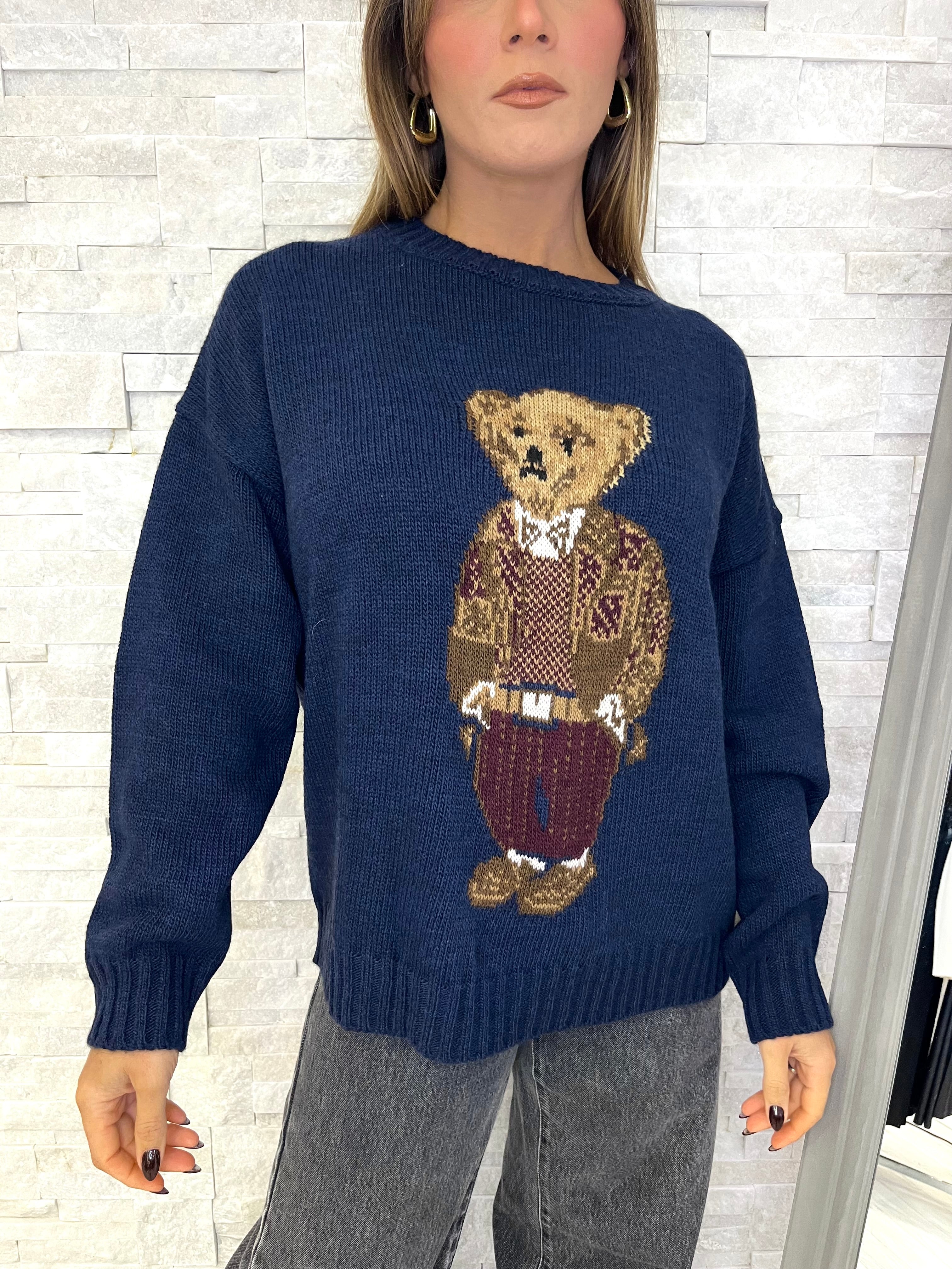 Maglia blu con orsetto