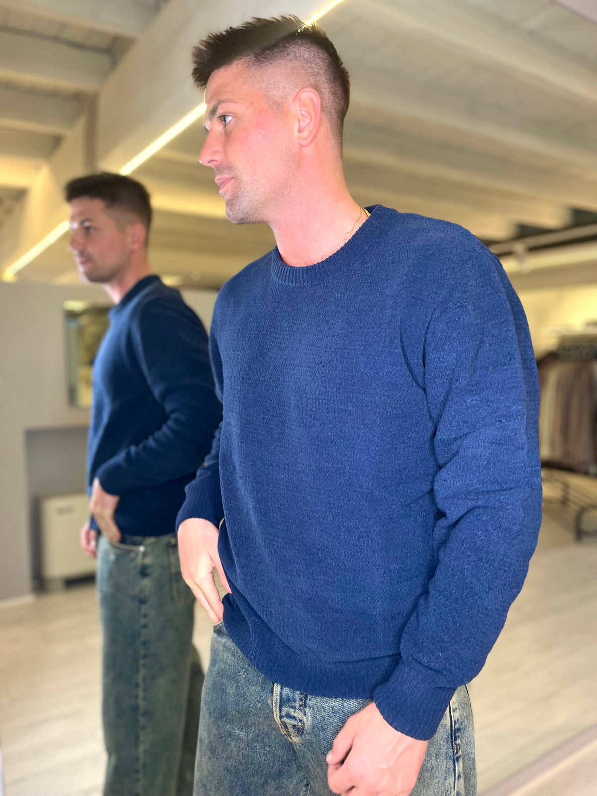 Maglia girocollo blu