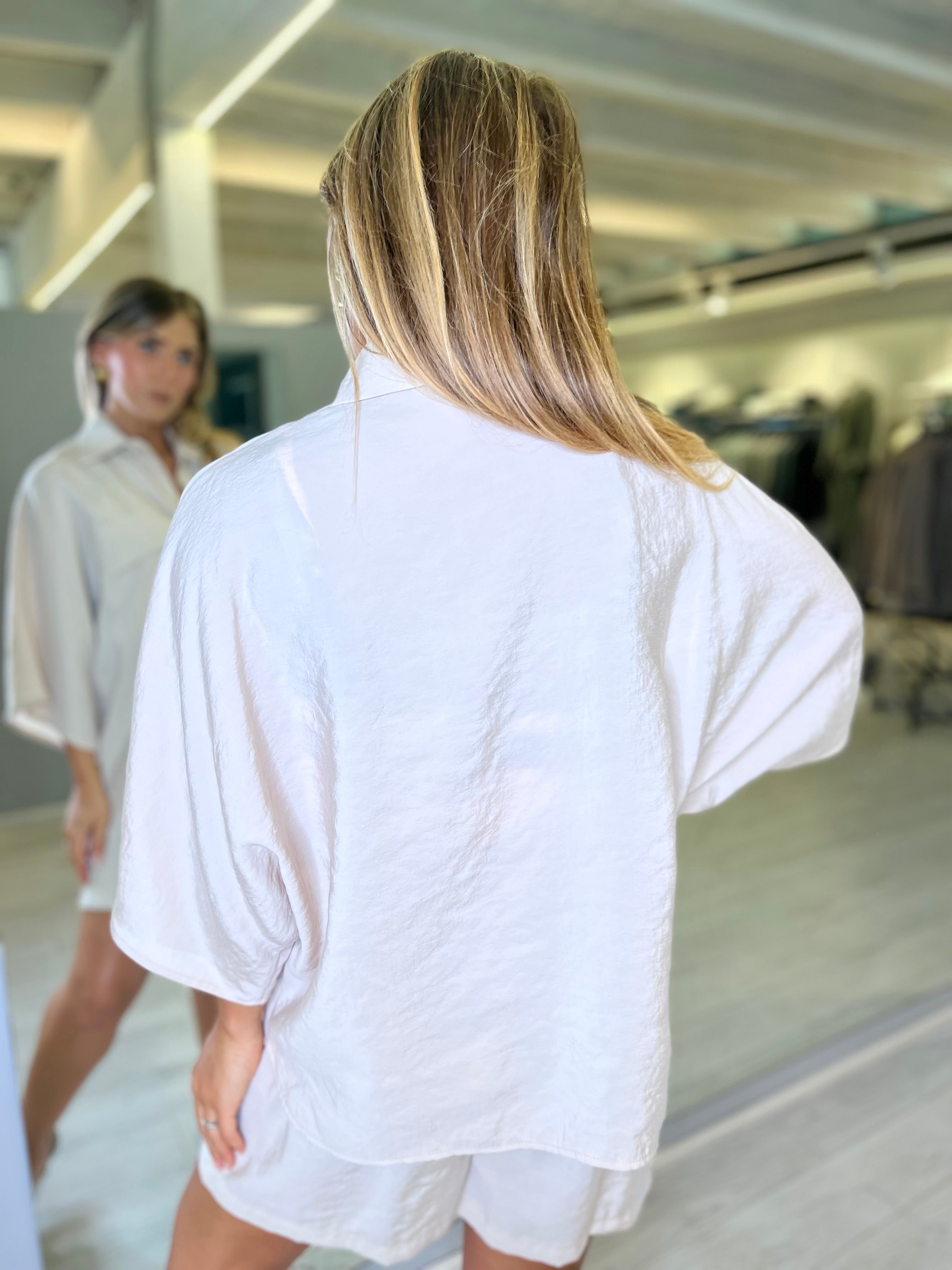 Camicia over beige