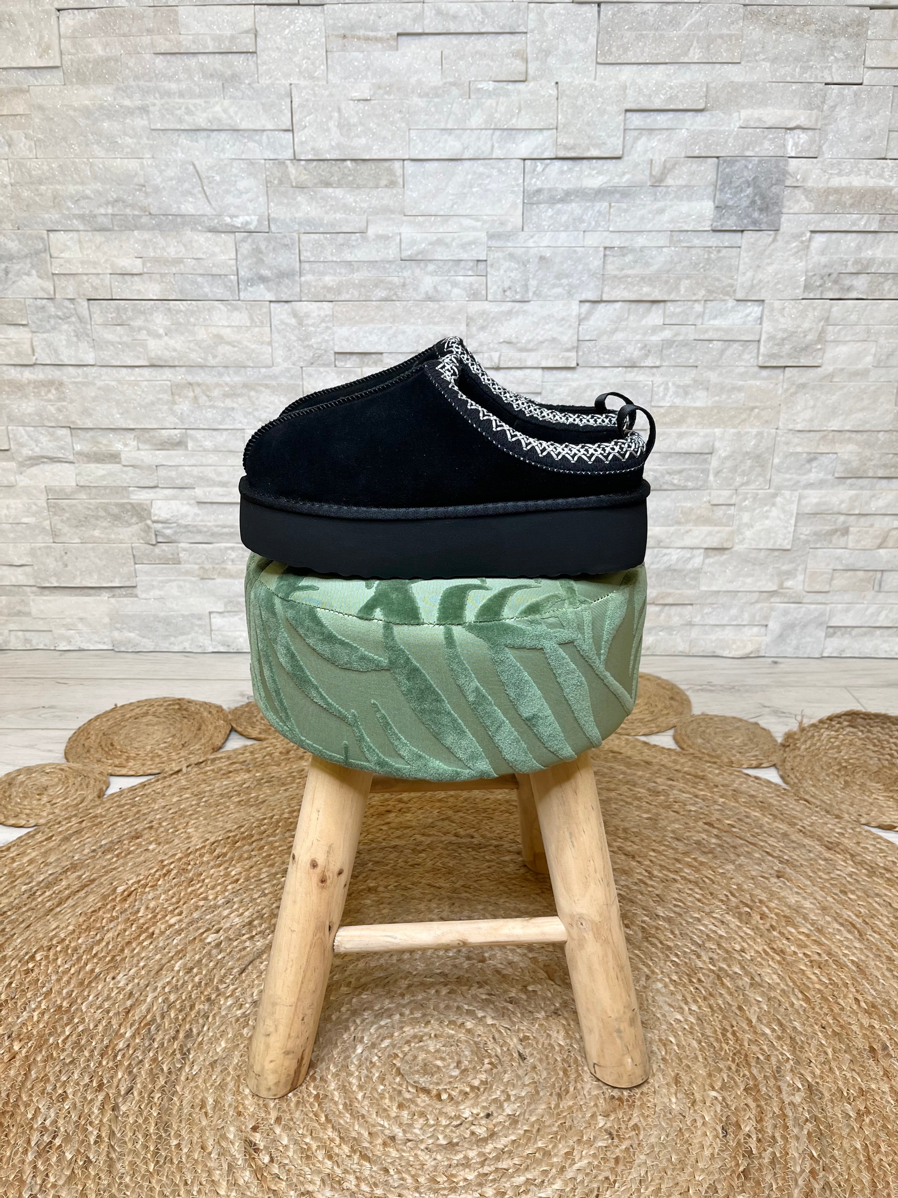 Sabot in suede ricamato platform nero