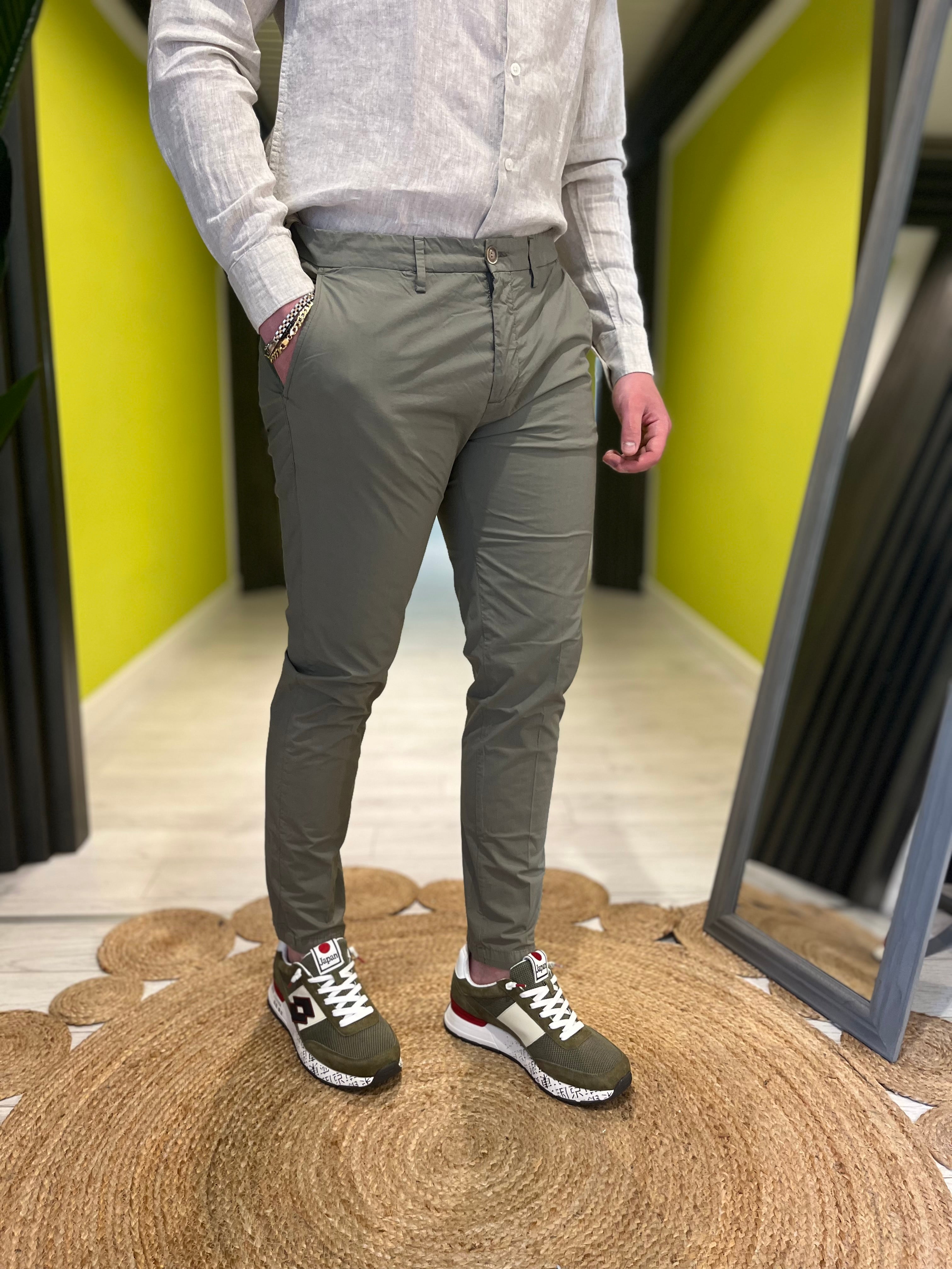 Pantalone slim fit in cotone