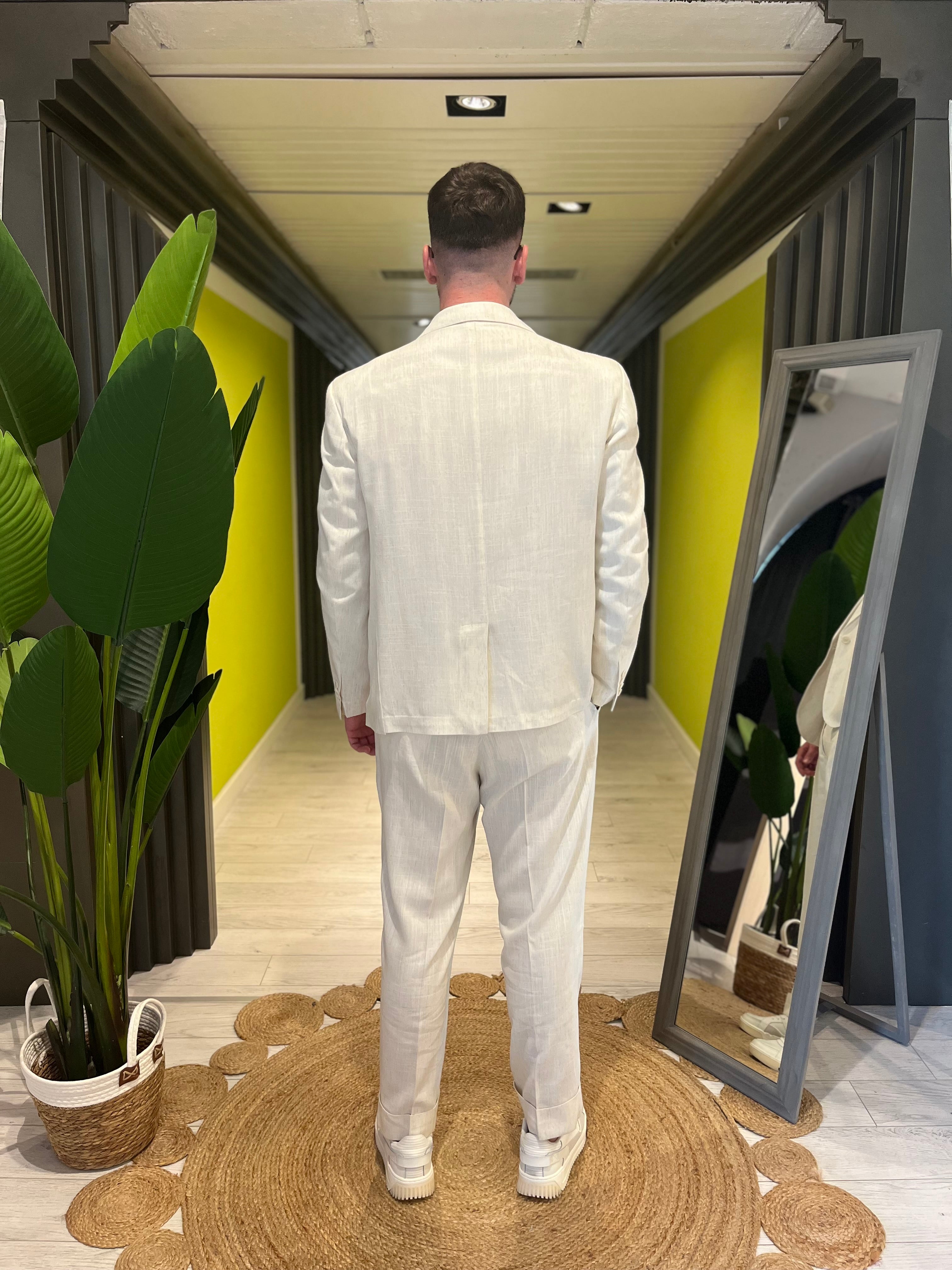 Abito monopetto oversize panna