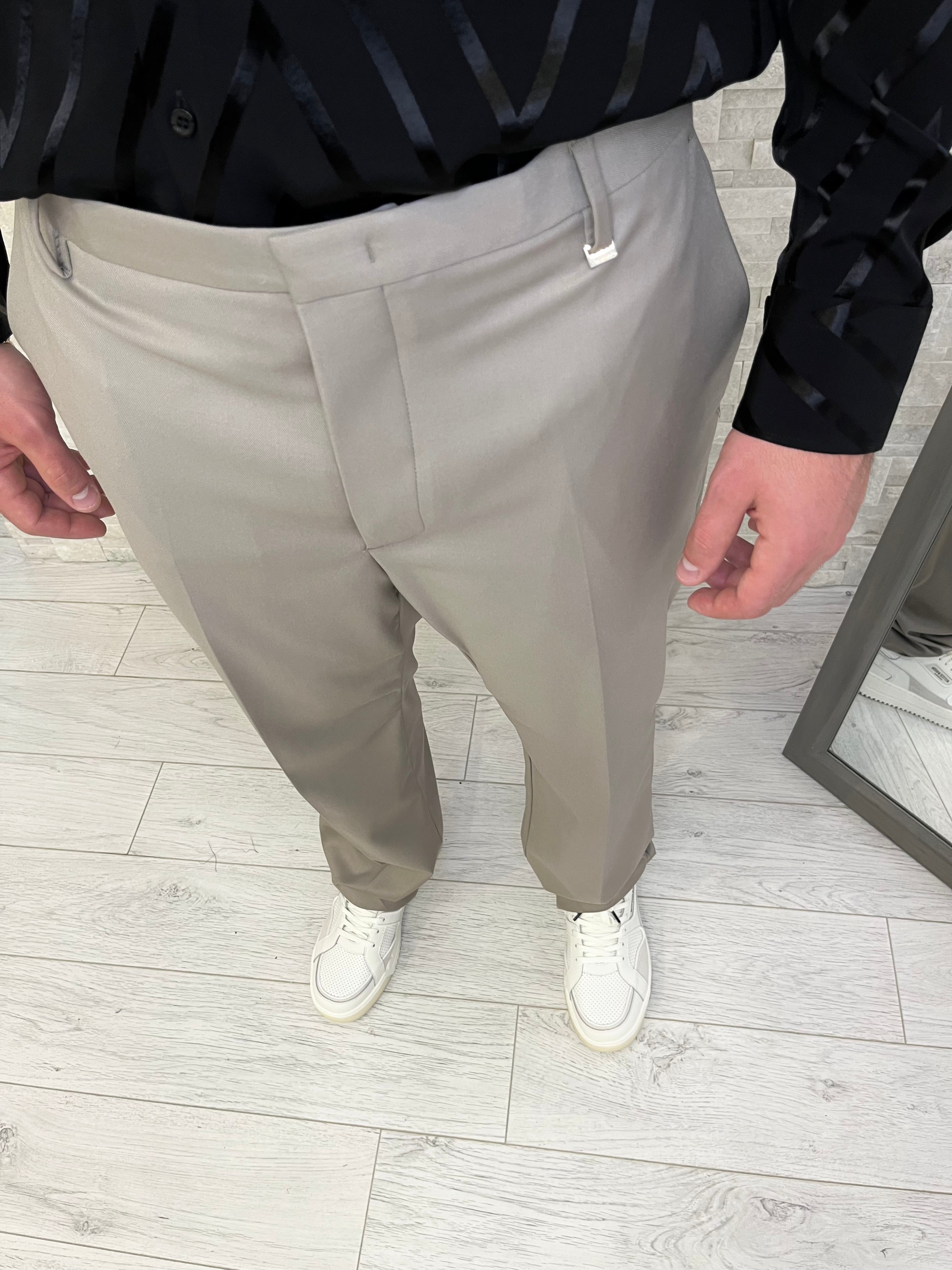 Pantalone elegante mastice