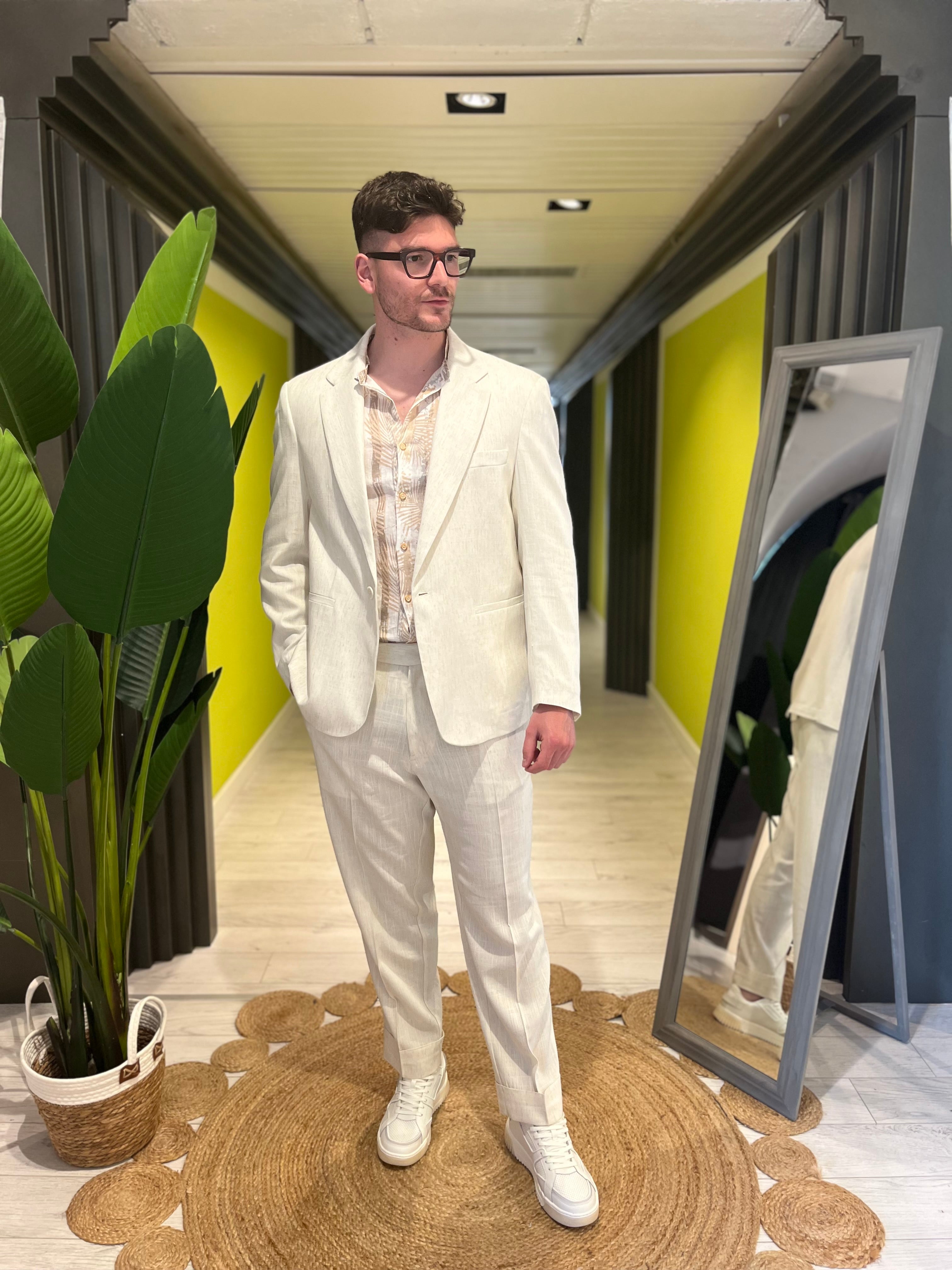 Abito monopetto oversize panna